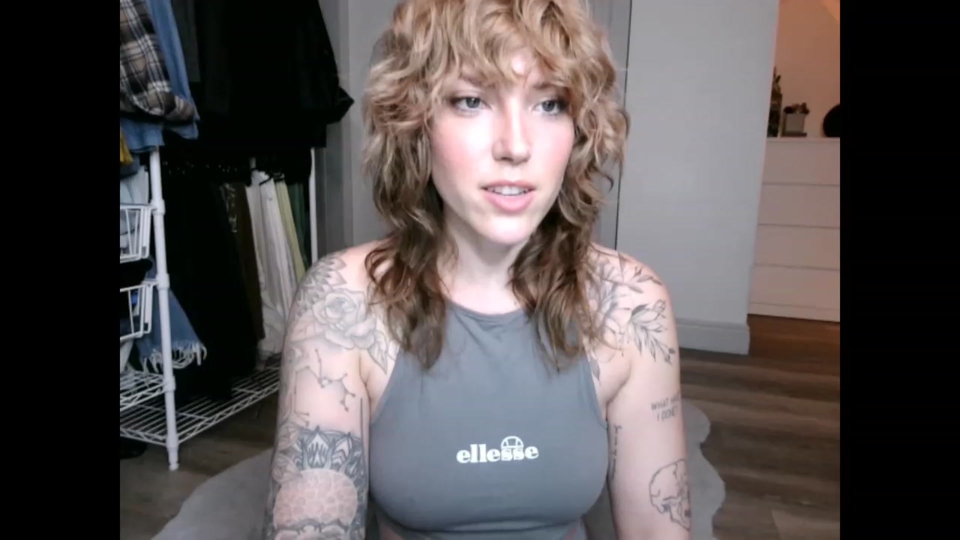 Gallery image thumbnail from the_remedy_'s myfreecams stream on, 01/18/2023, 02:28 image 9 of 20