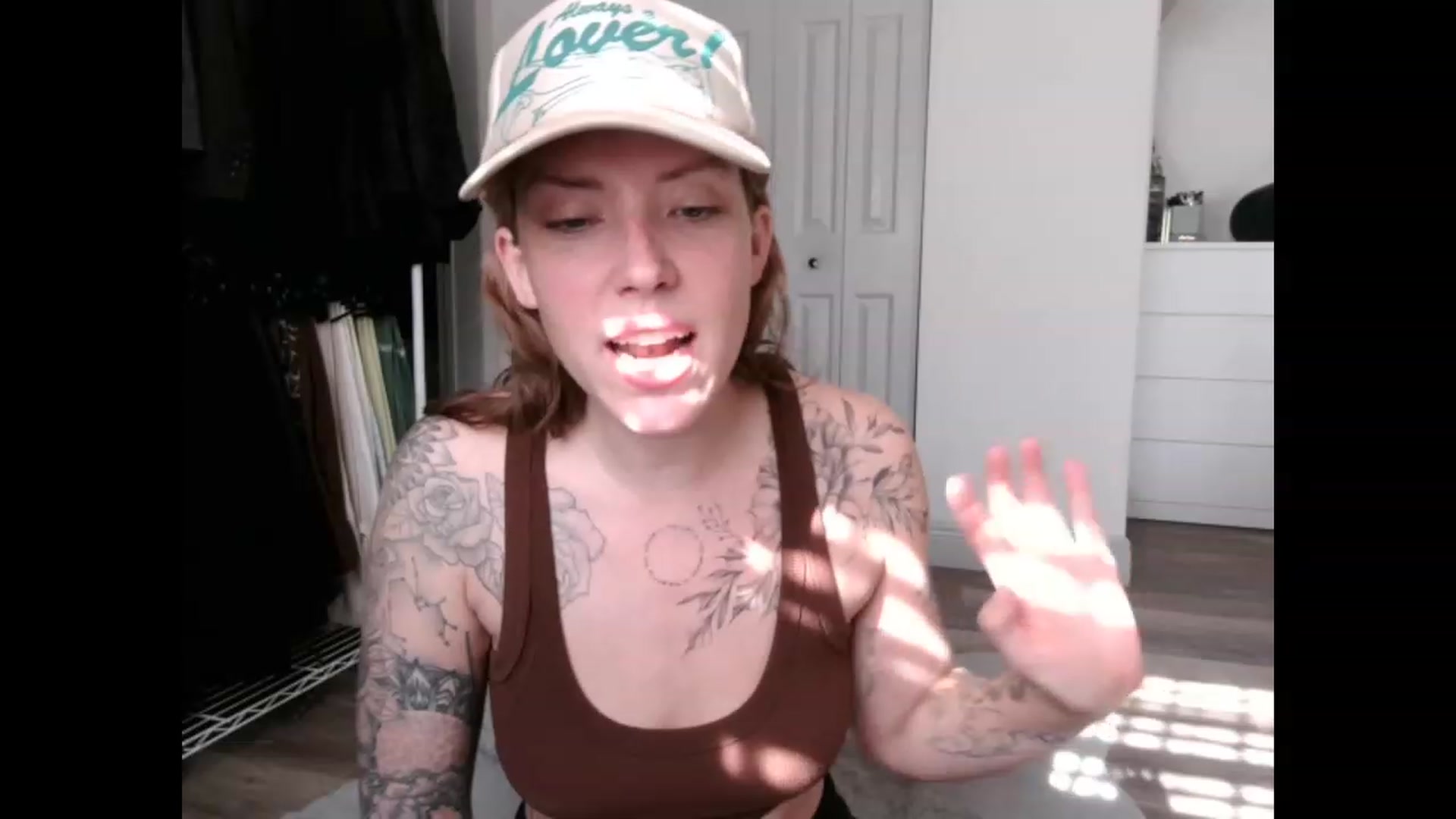 Gallery image thumbnail from the_remedy_'s myfreecams stream on, 01/29/2023, 16:22 image 13 of 20