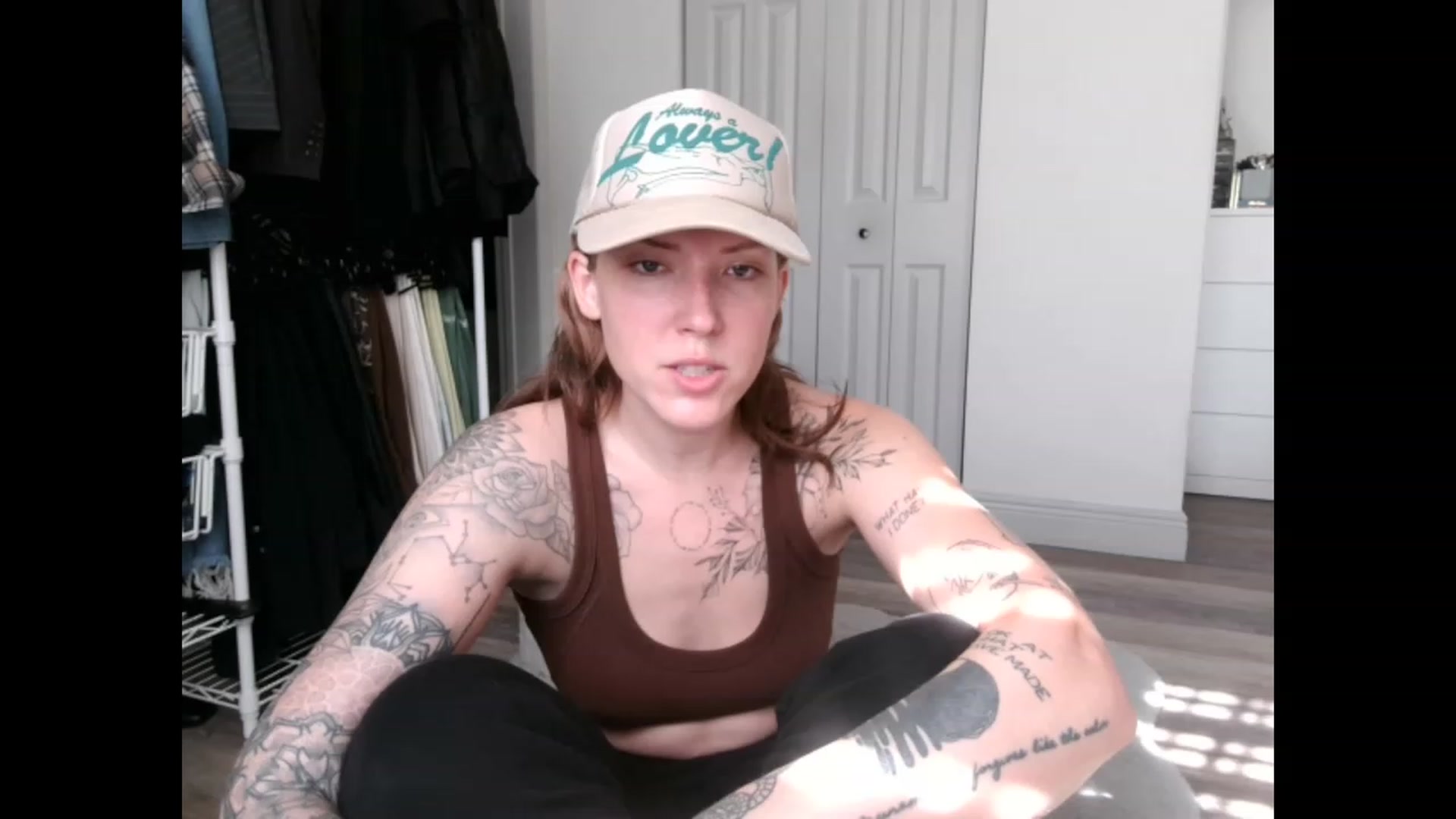 Gallery image thumbnail from the_remedy_'s myfreecams stream on, 01/29/2023, 16:22 image 17 of 20
