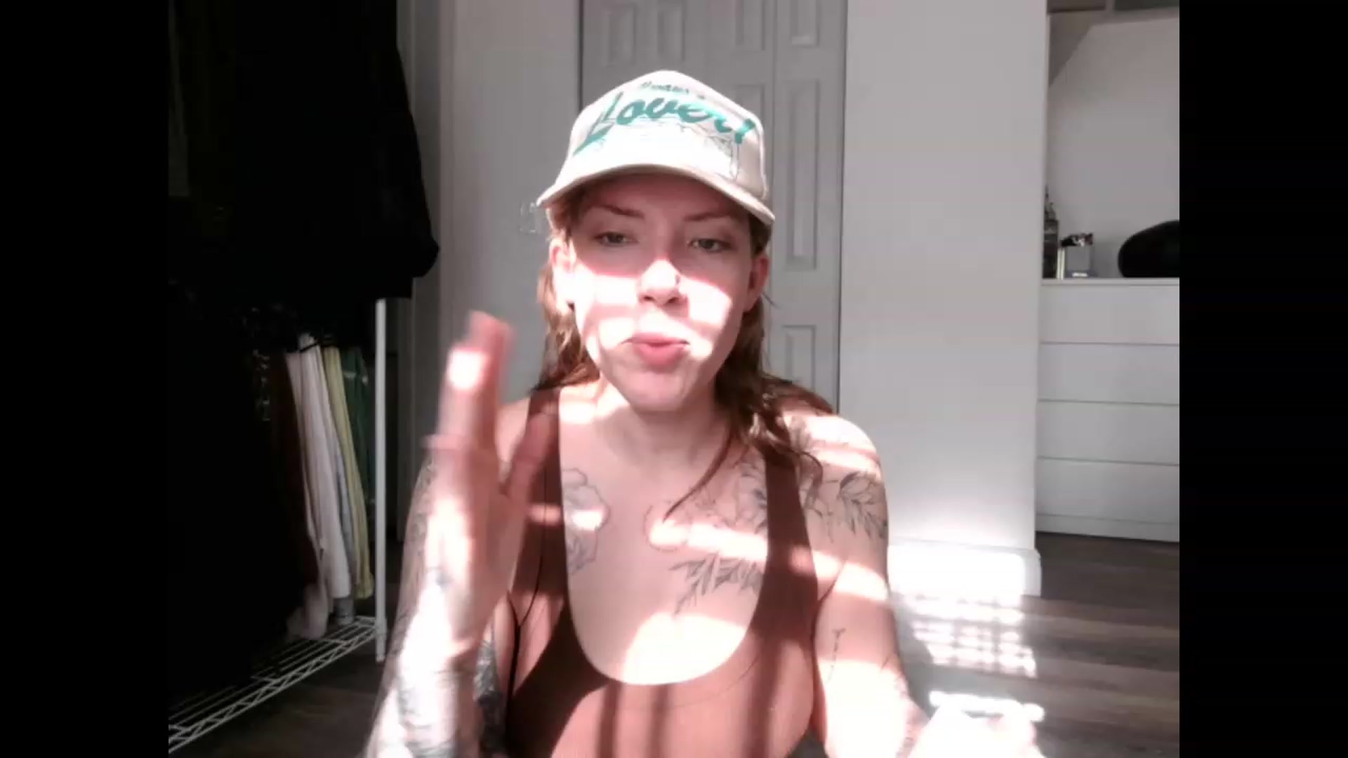 Gallery image thumbnail from the_remedy_'s myfreecams stream on, 01/29/2023, 16:22 image 1 of 20