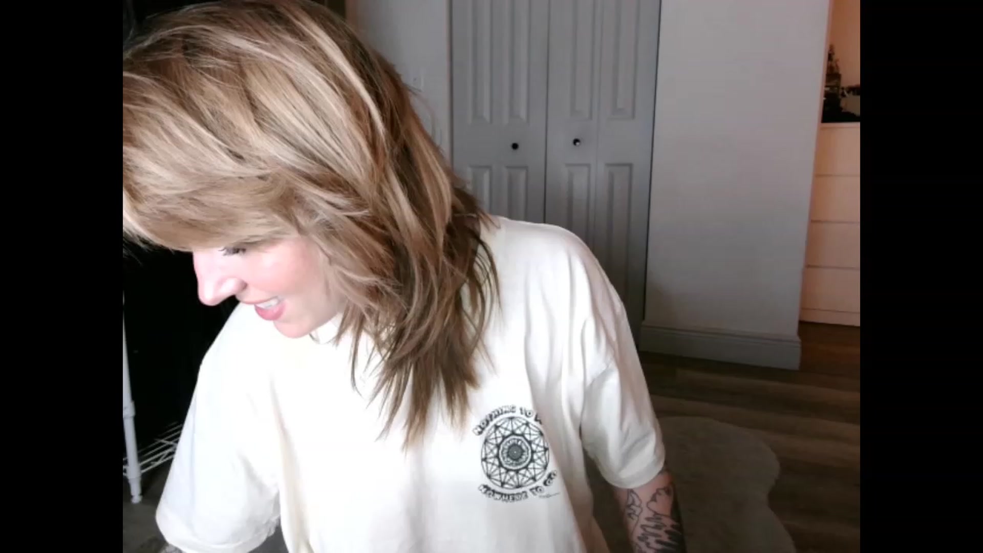 Gallery image thumbnail from the_remedy_'s myfreecams stream on, 02/03/2023, 01:28 image 18 of 20