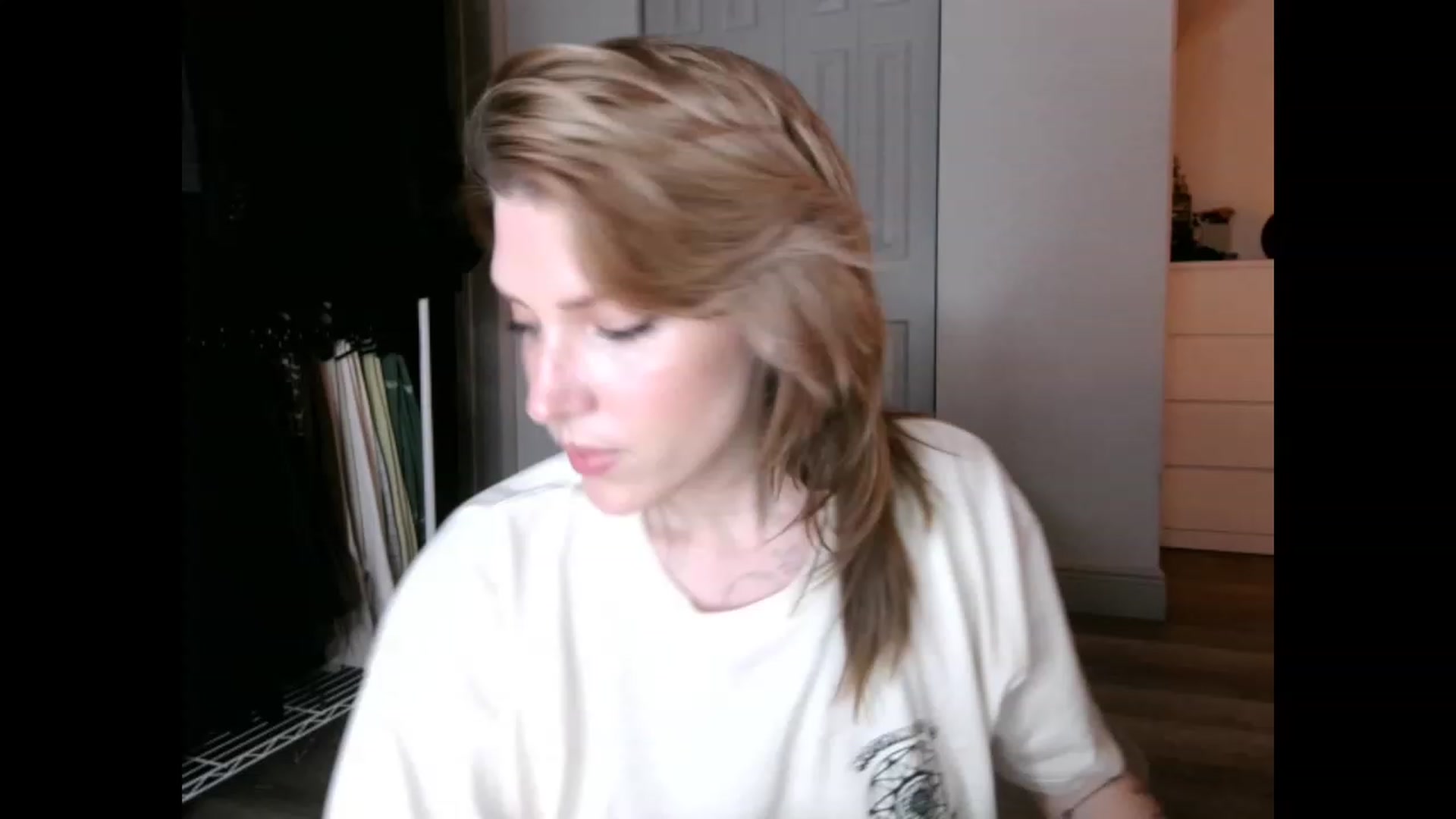 Gallery image thumbnail from the_remedy_'s myfreecams stream on, 02/03/2023, 01:28 image 11 of 20