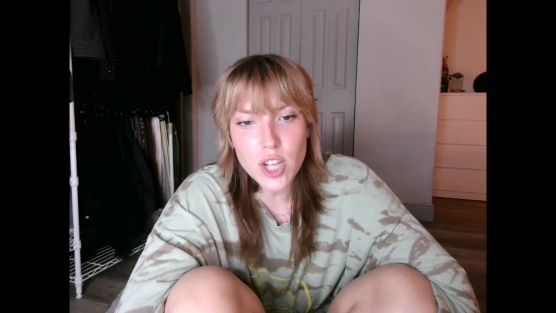 Gallery image thumbnail from the_remedy_'s myfreecams stream on, 02/08/2023, 01:09 image 15 of 20