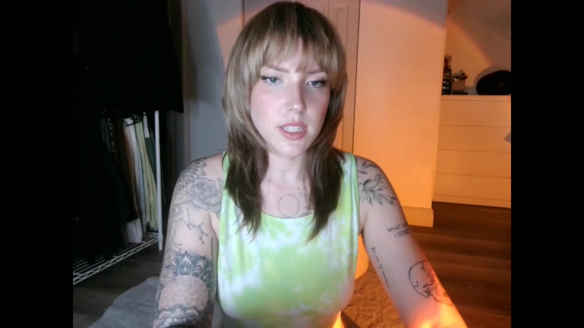 Gallery image thumbnail from the_remedy_'s myfreecams stream on, 02/10/2023, 23:46 image 17 of 20