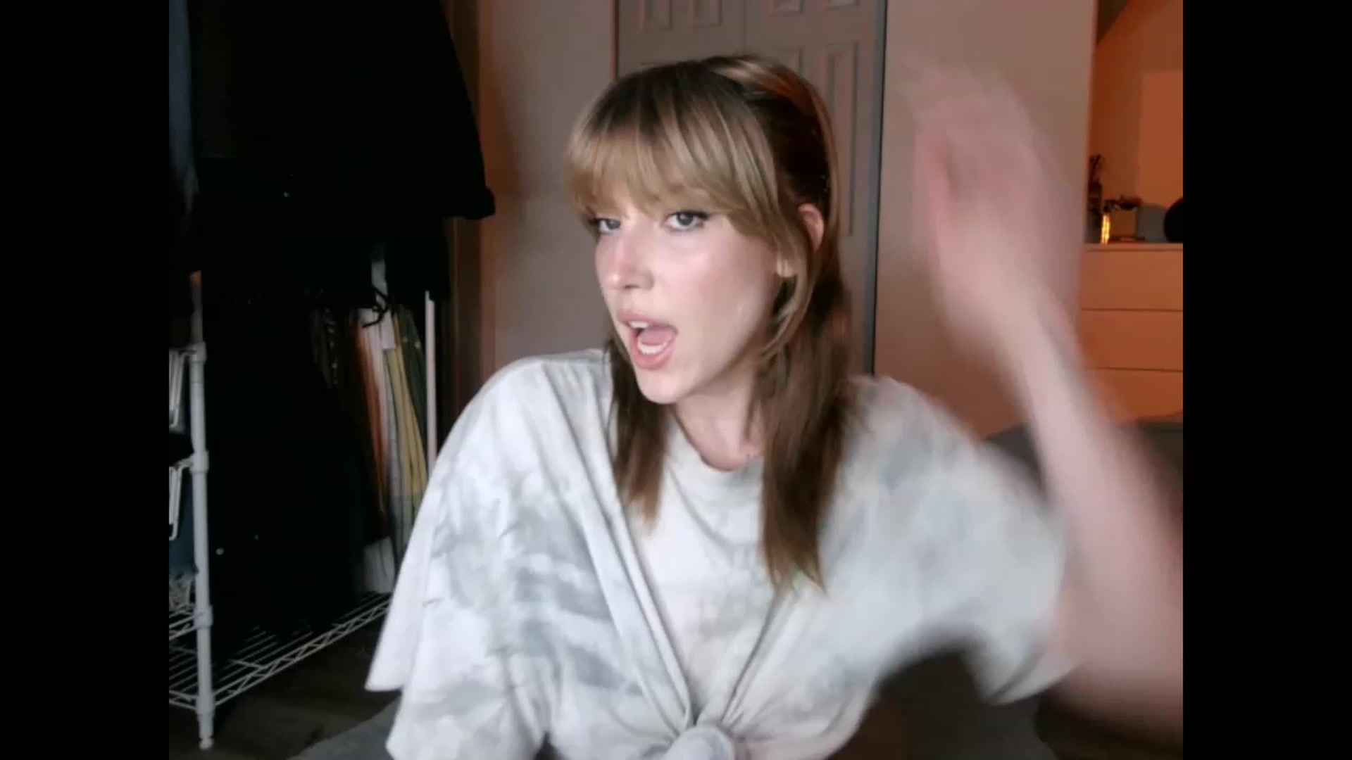 Gallery image thumbnail from the_remedy_'s myfreecams stream on, 02/15/2023, 23:57 image 4 of 20