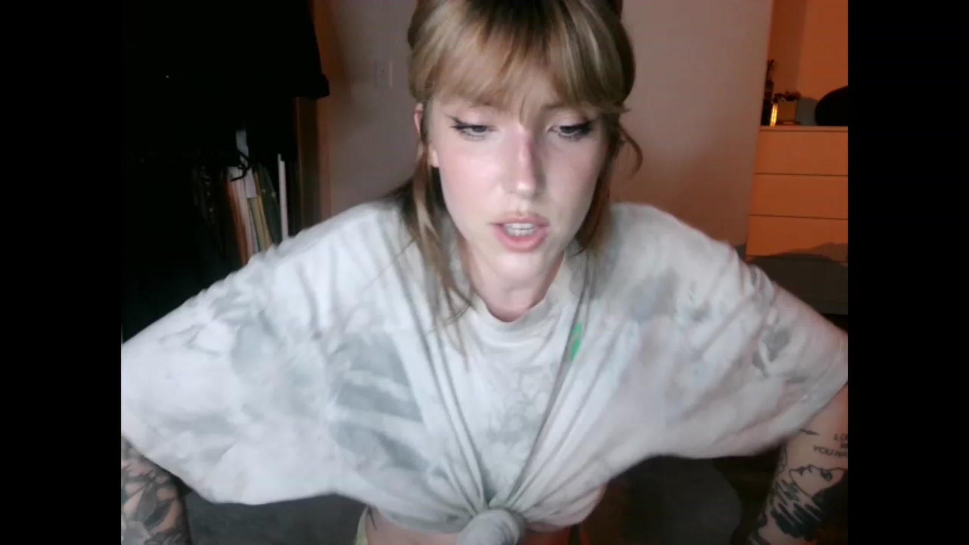 Gallery image thumbnail from the_remedy_'s myfreecams stream on, 02/15/2023, 23:57 image 18 of 20