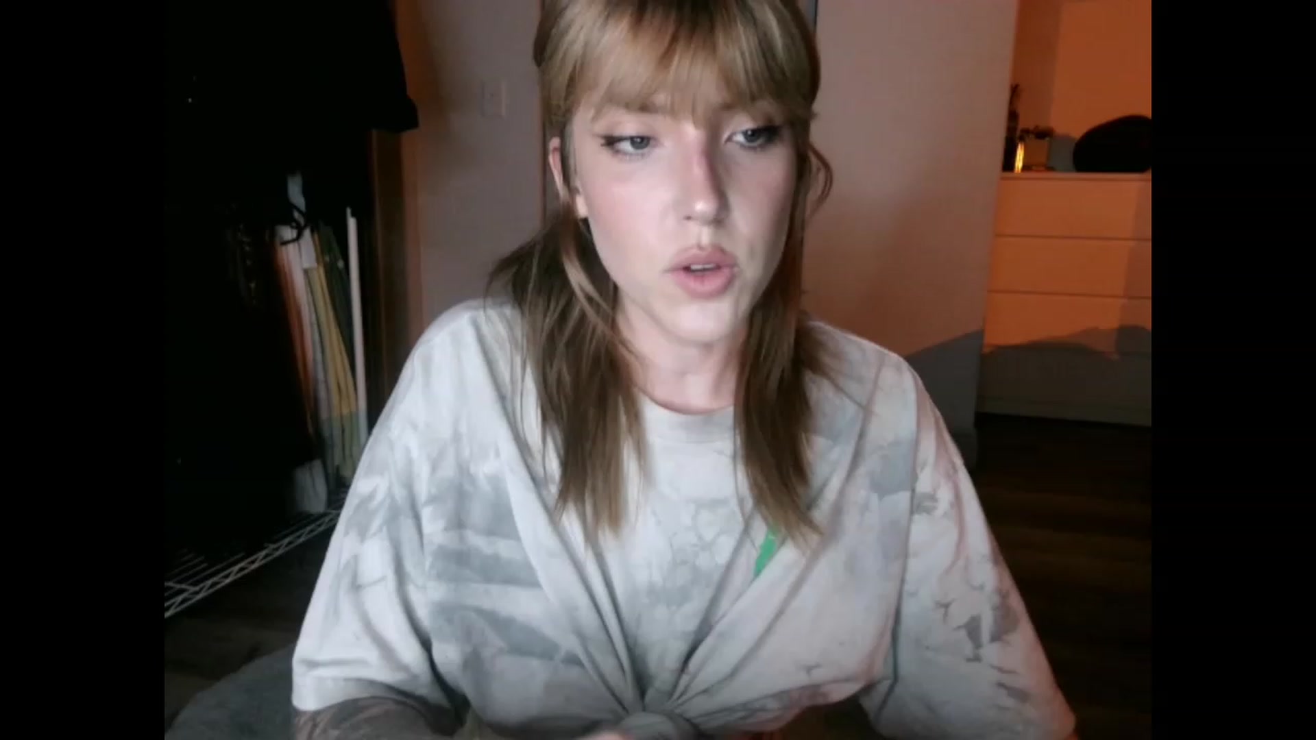 Gallery image thumbnail from the_remedy_'s myfreecams stream on, 02/15/2023, 23:57 image 14 of 20
