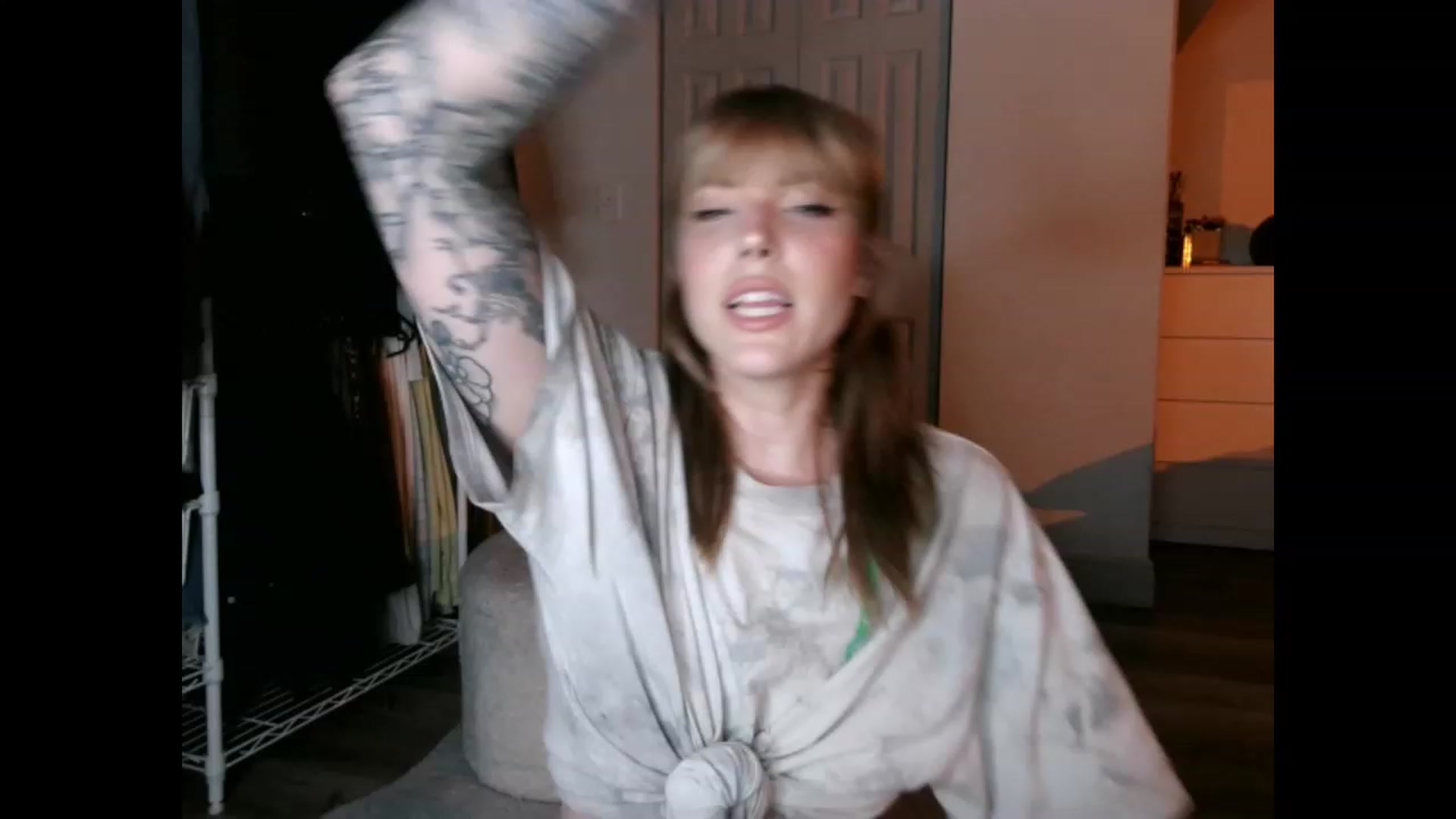 Gallery image thumbnail from the_remedy_'s myfreecams stream on, 02/15/2023, 23:57 image 7 of 20