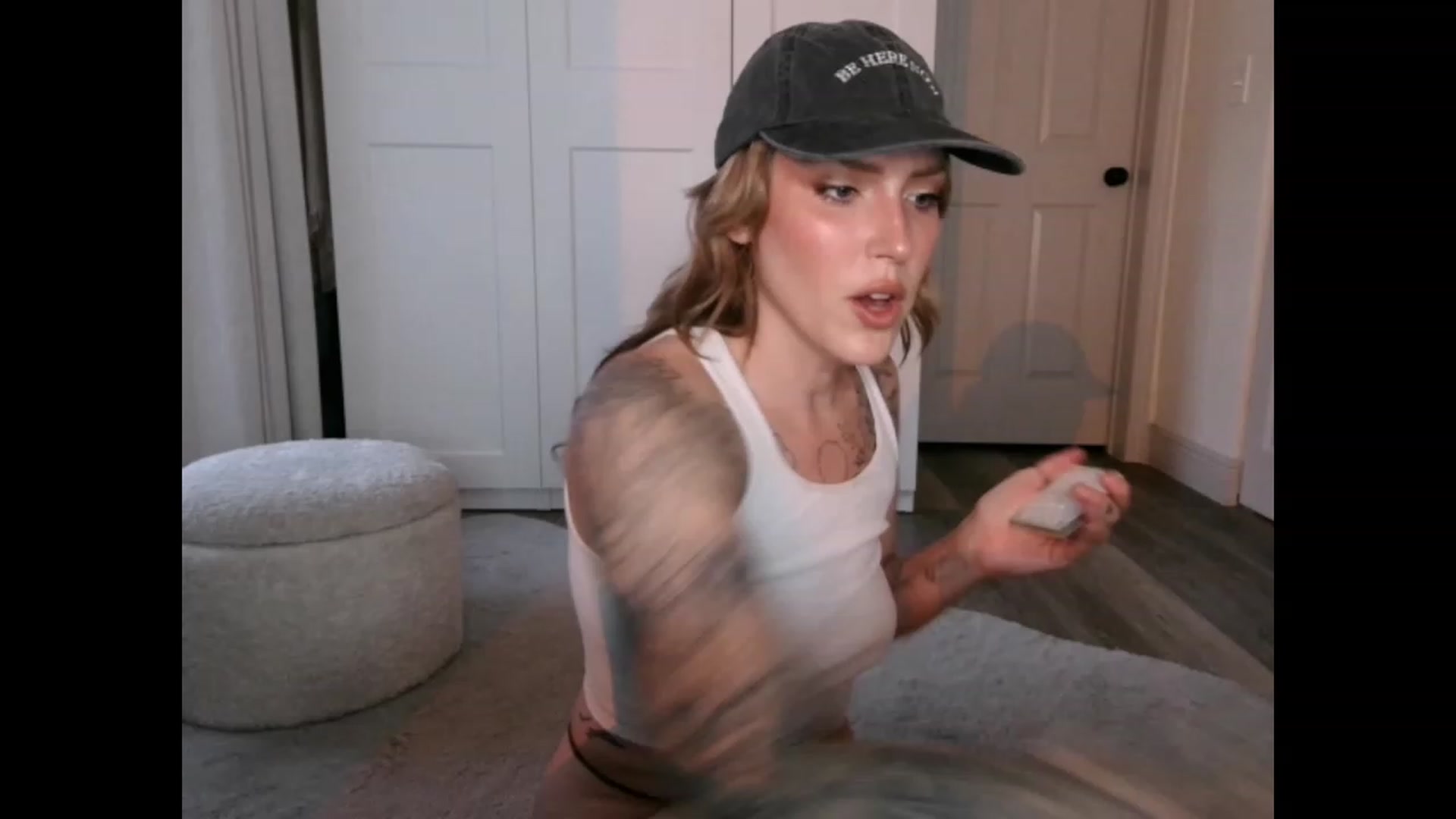 Gallery image thumbnail from the_remedy_'s myfreecams stream on, 02/18/2023, 23:41 image 9 of 20