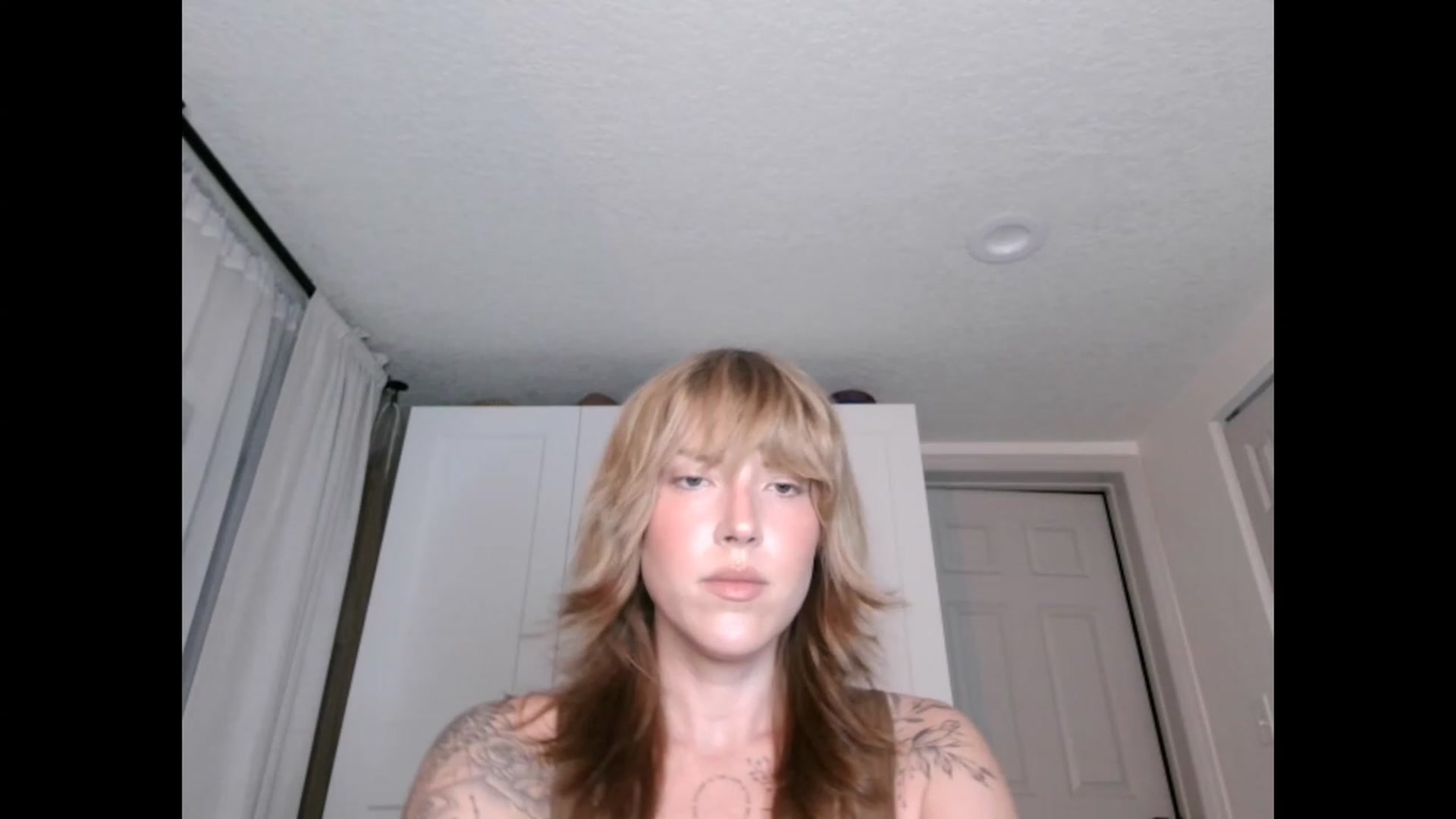Gallery image thumbnail from the_remedy_'s myfreecams stream on, 02/28/2023, 24:14 image 15 of 20