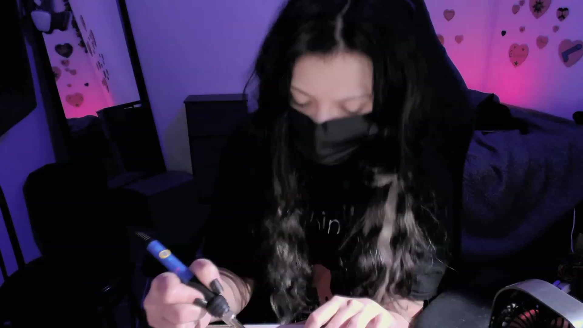 Gallery image thumbnail from the_room's myfreecams stream on, 07/16/2023, 05:17 image 3 of 20