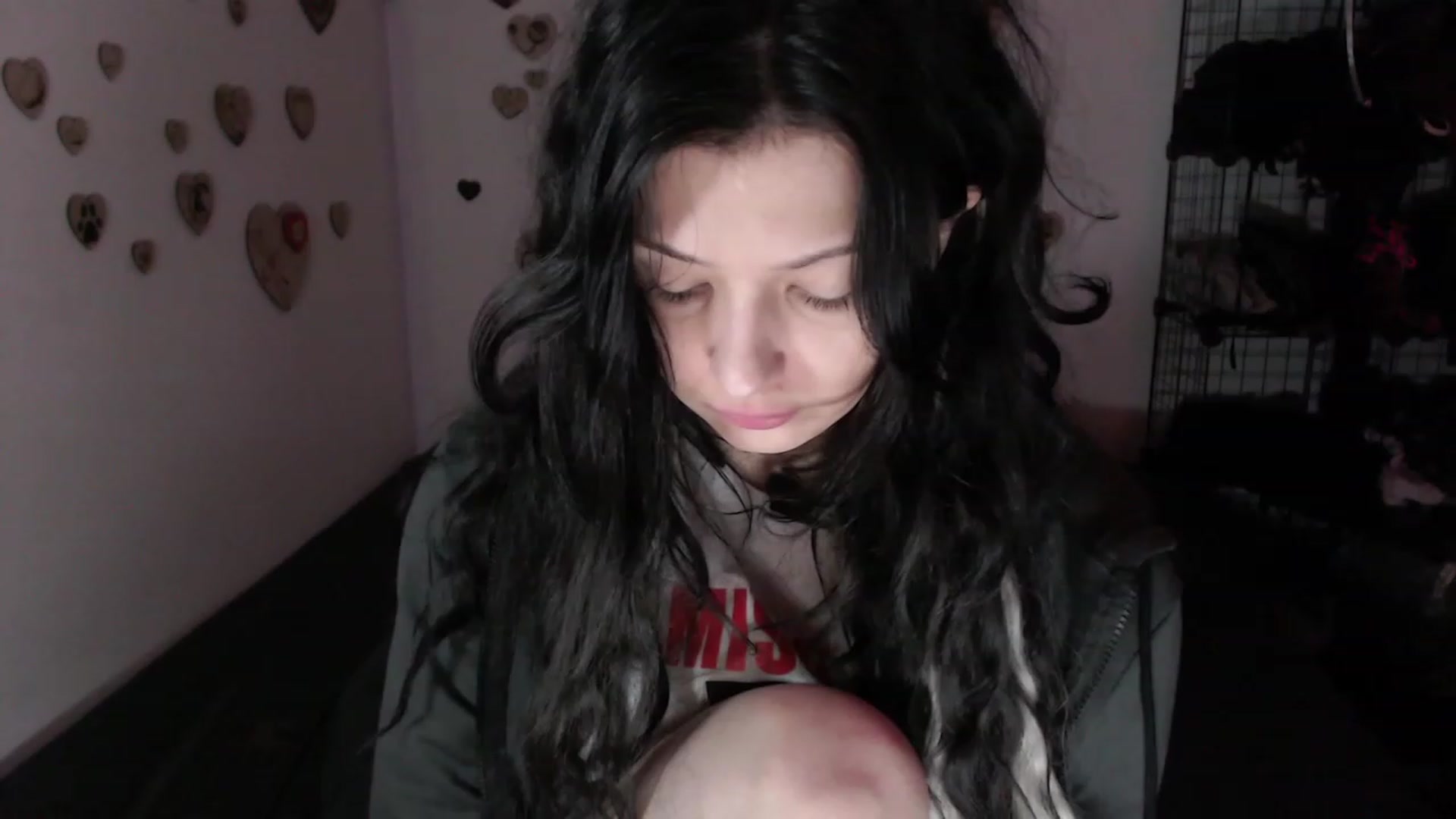 Gallery image thumbnail from the_room's myfreecams stream on, 07/17/2023, 03:20 image 1 of 20