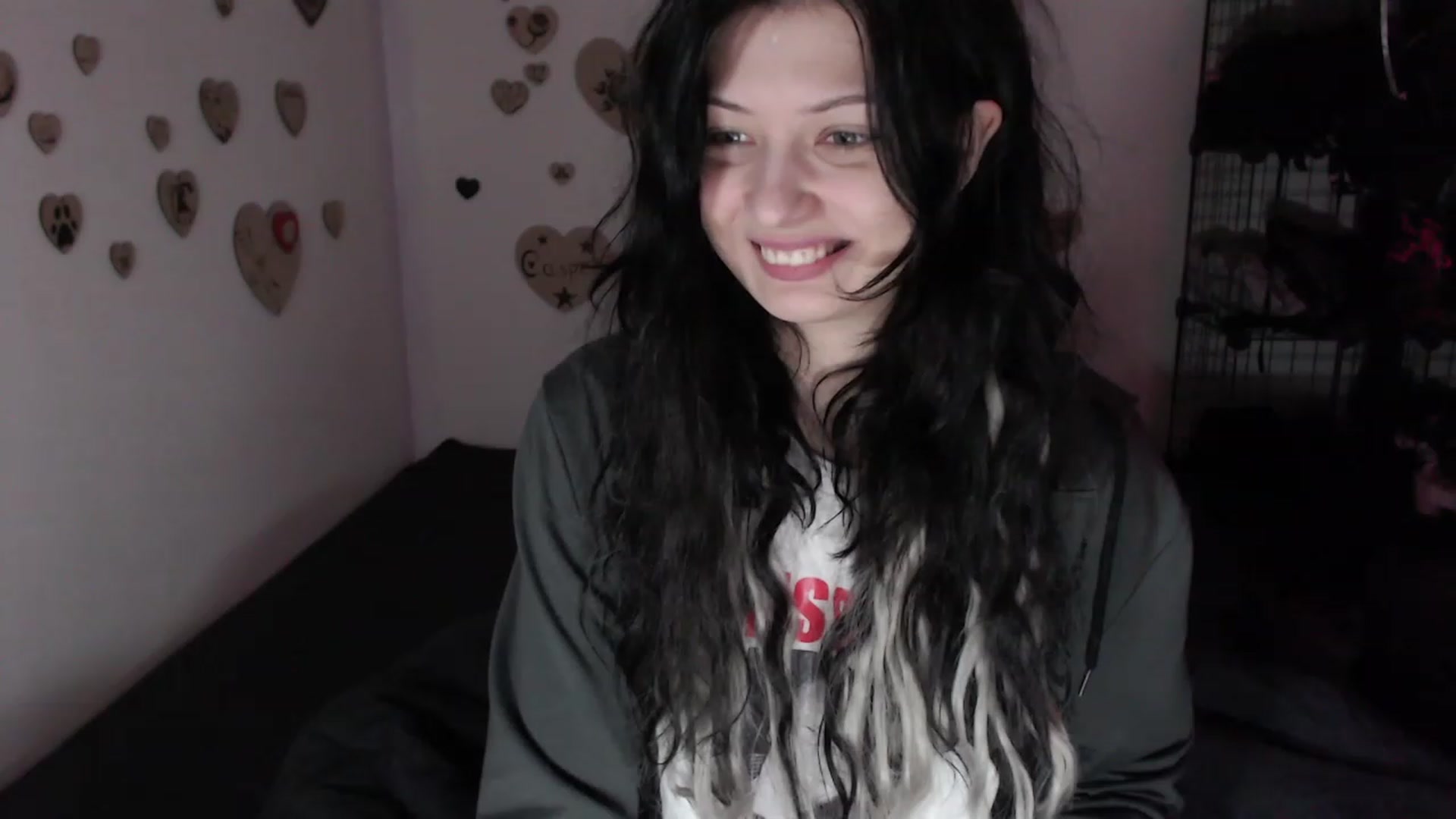 Gallery image thumbnail from the_room's myfreecams stream on, 07/17/2023, 03:20 image 5 of 20
