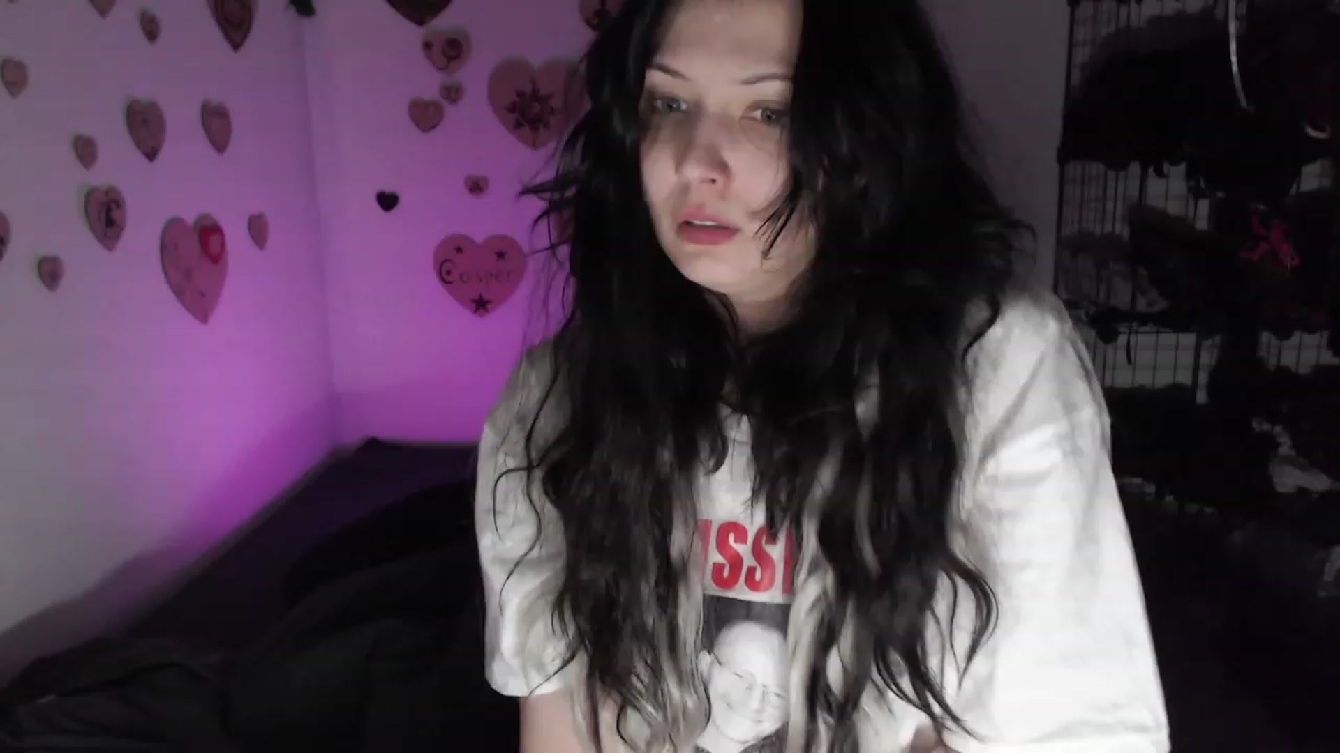 Gallery image thumbnail from the_room's myfreecams stream on, 07/17/2023, 08:37 image 7 of 20