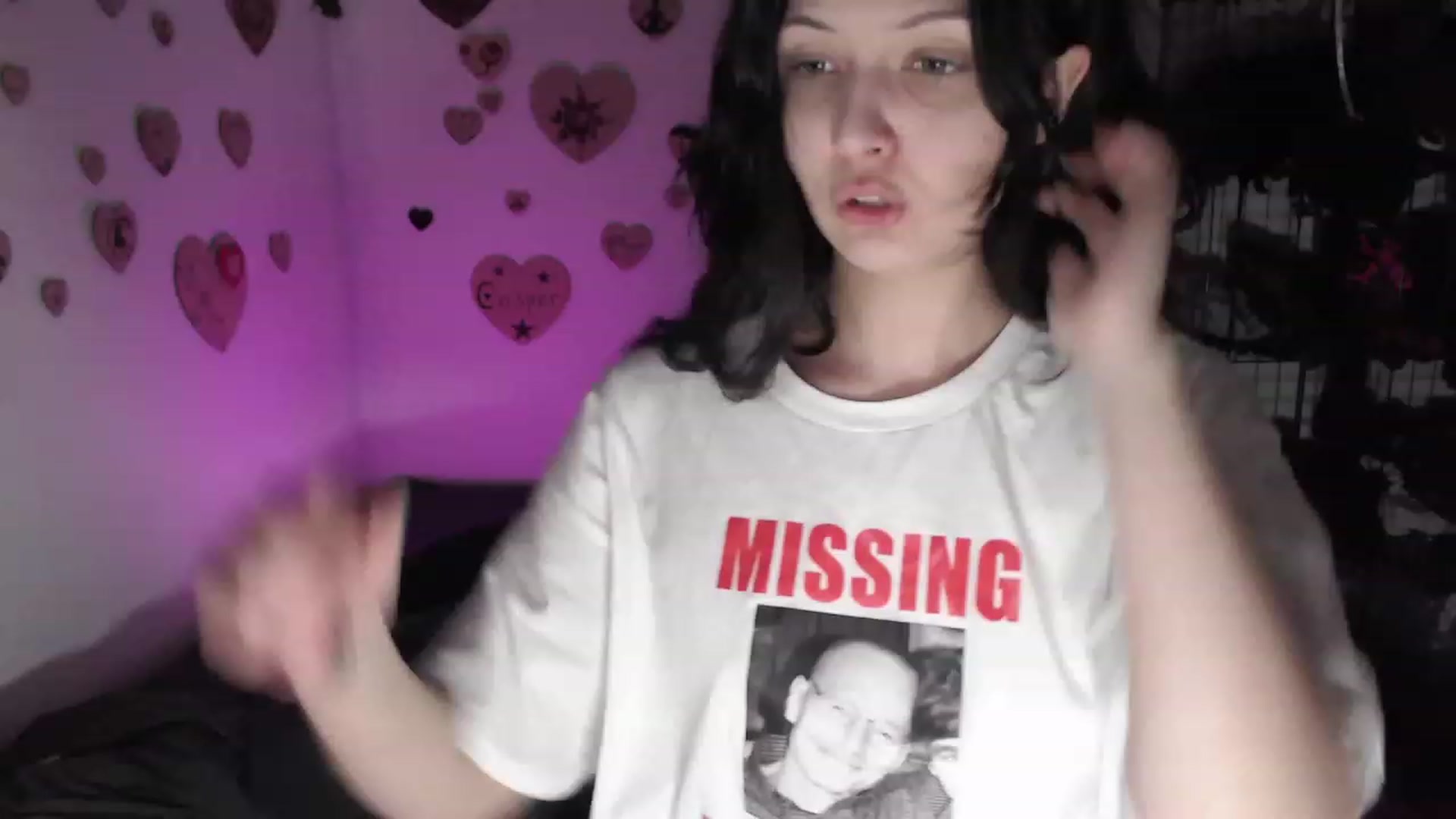 Gallery image thumbnail from the_room's myfreecams stream on, 07/17/2023, 08:37 image 8 of 20