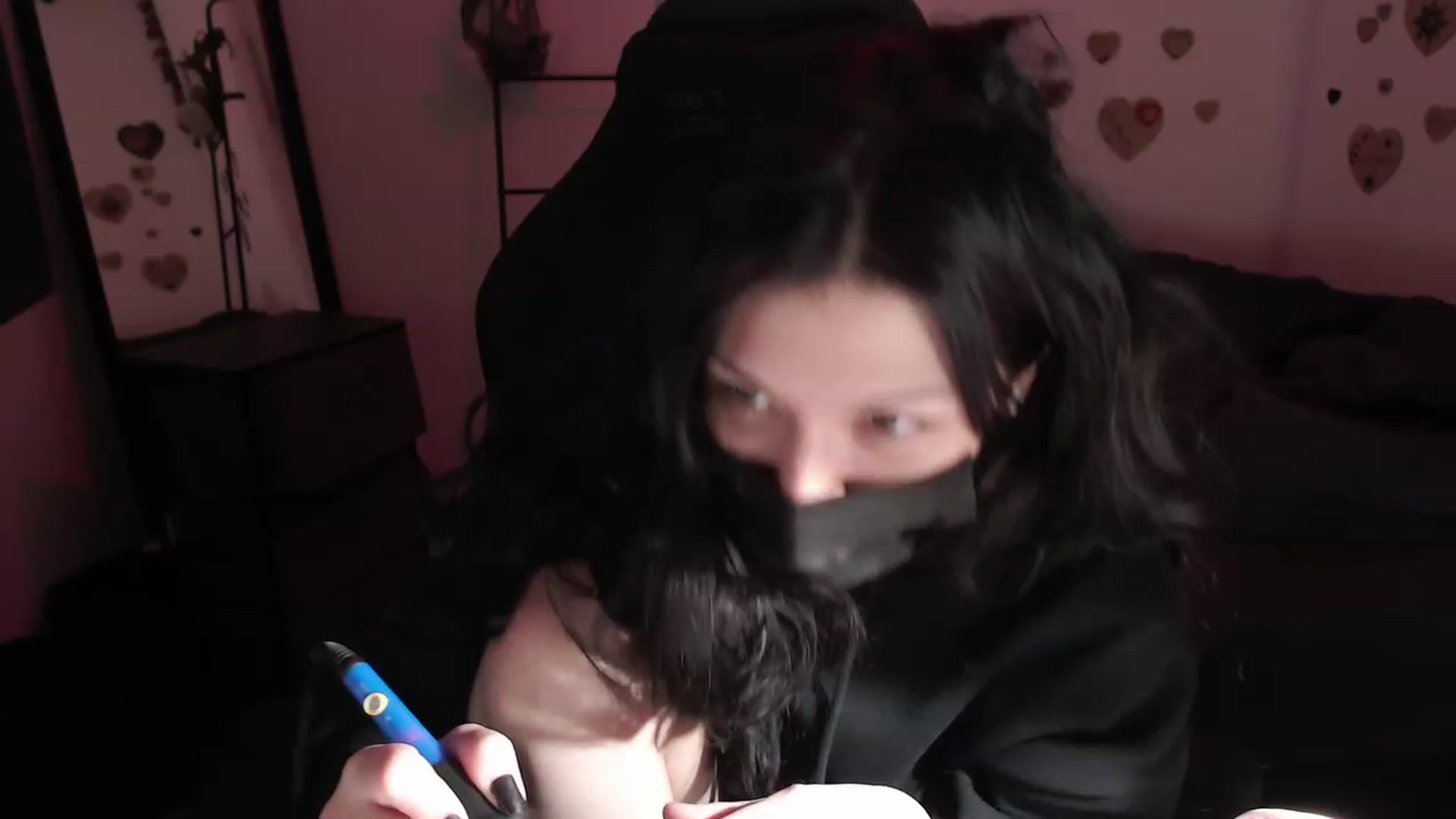 Gallery image thumbnail from the_room's myfreecams stream on, 07/19/2023, 24:56 image 20 of 20