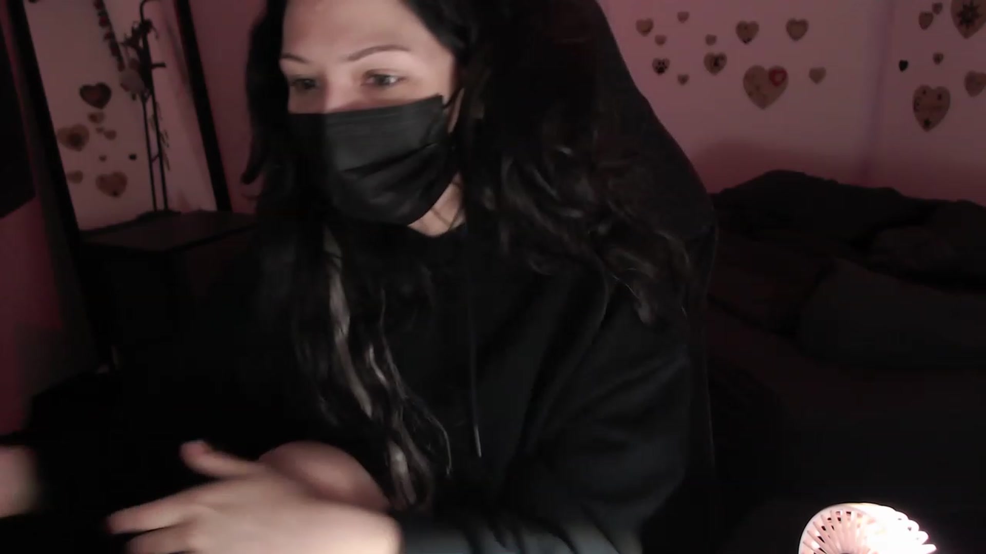 Gallery image thumbnail from the_room's myfreecams stream on, 07/19/2023, 24:56 image 17 of 20