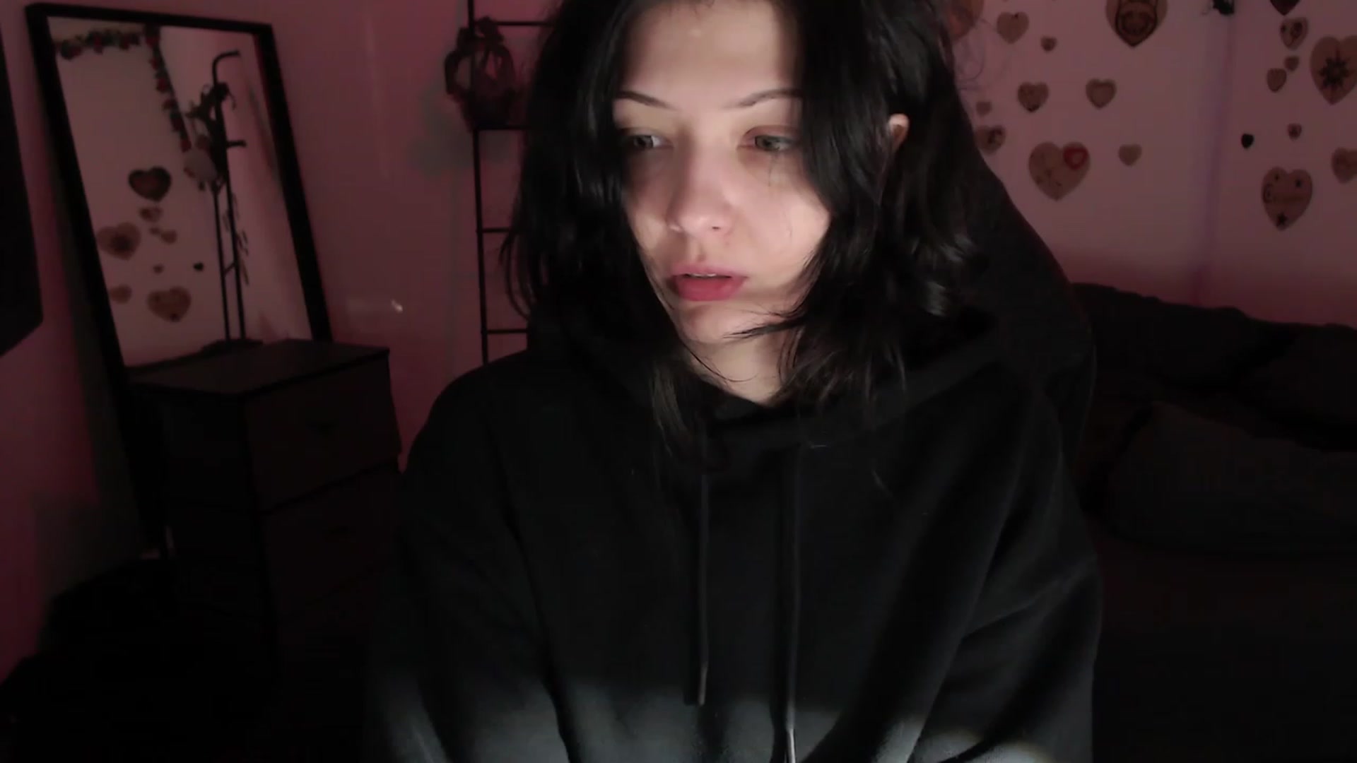 Gallery image thumbnail from the_room's myfreecams stream on, 07/19/2023, 24:56 image 1 of 20