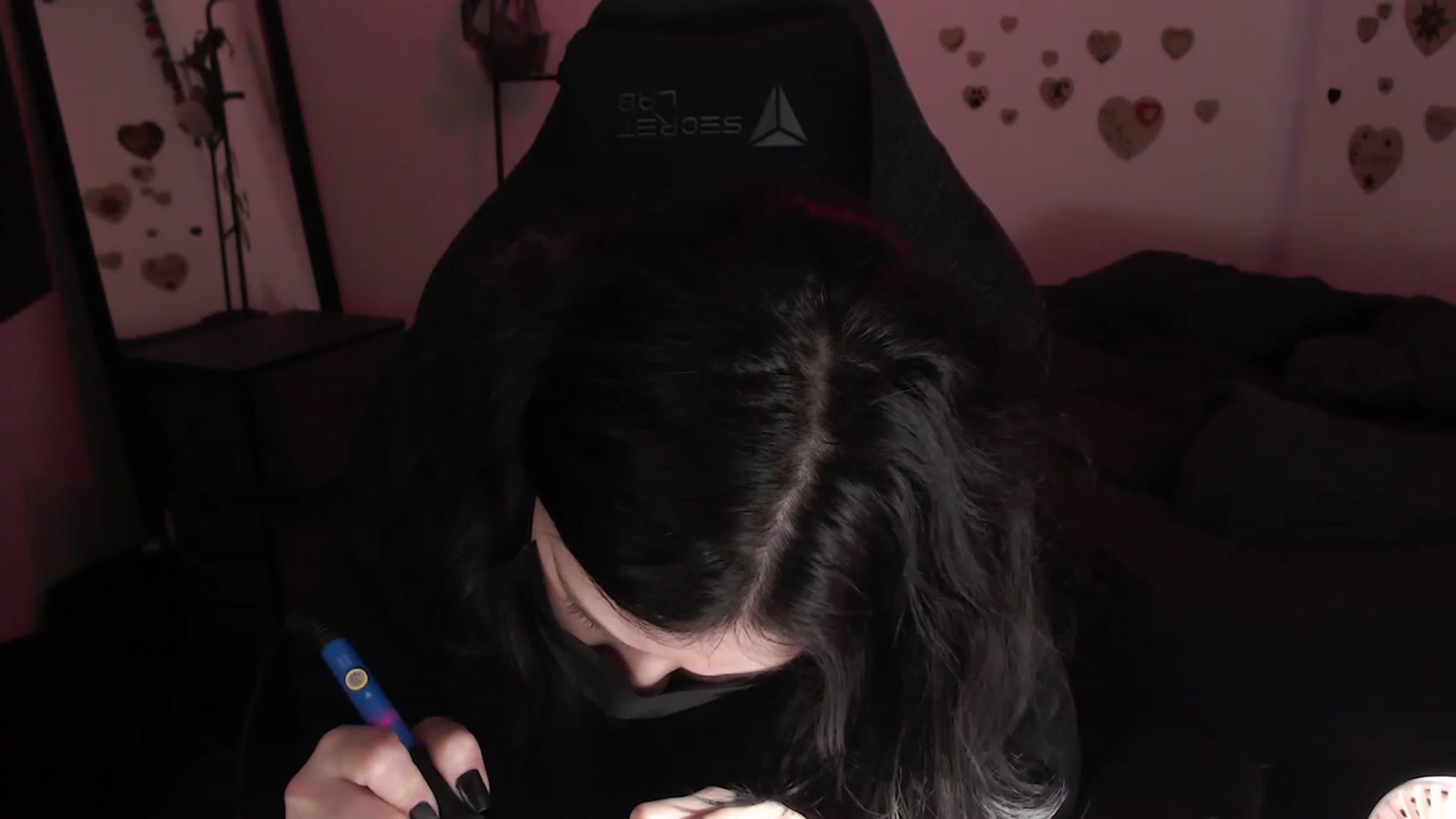 Gallery image thumbnail from the_room's myfreecams stream on, 07/19/2023, 01:39 image 3 of 20