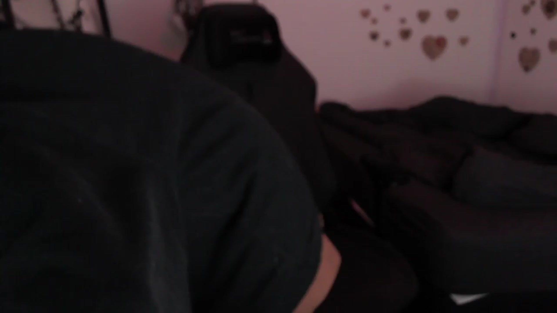 Gallery image thumbnail from the_room's myfreecams stream on, 07/19/2023, 01:39 image 2 of 20