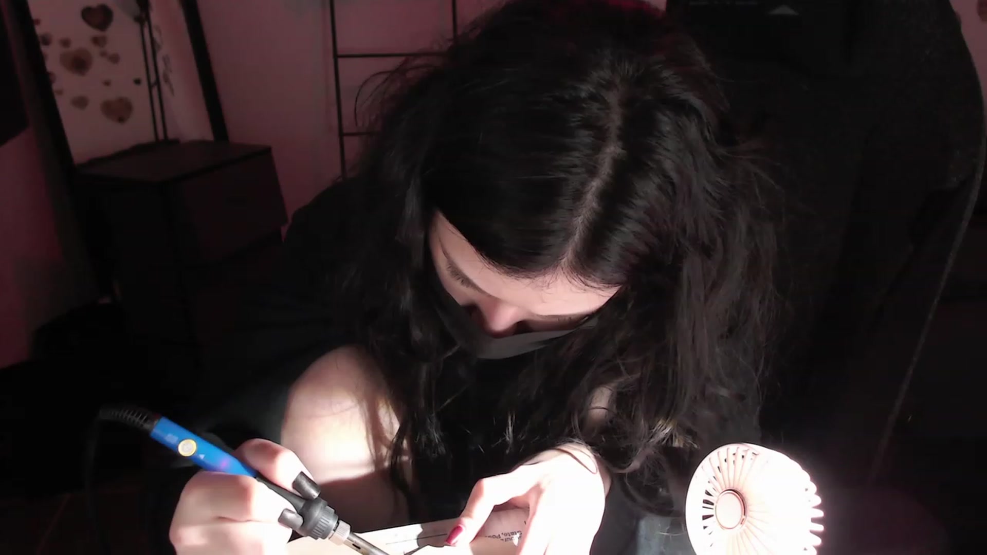 Gallery image thumbnail from the_room's myfreecams stream on, 07/19/2023, 03:22 image 4 of 20
