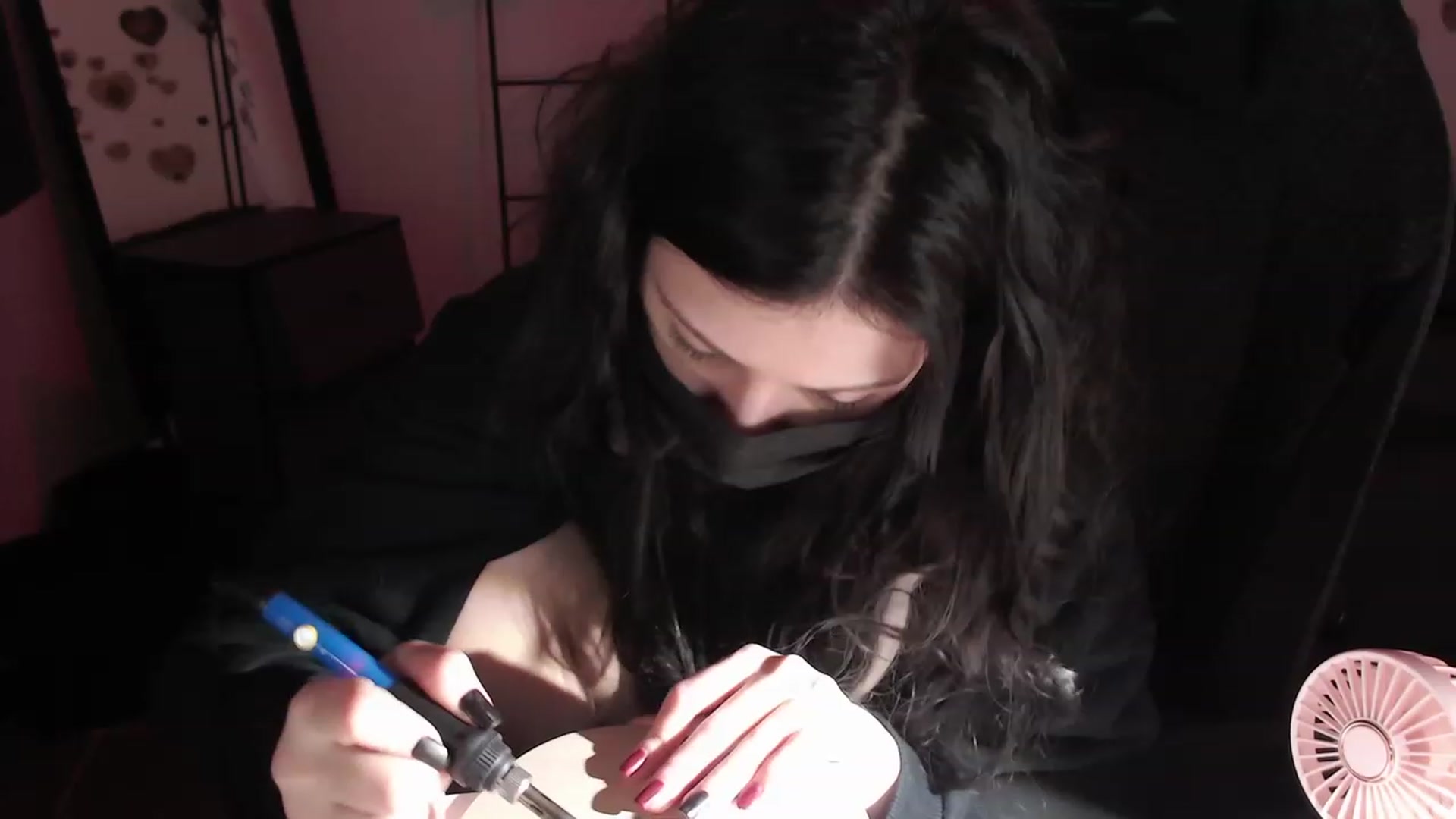 Gallery image thumbnail from the_room's myfreecams stream on, 07/19/2023, 03:22 image 3 of 20