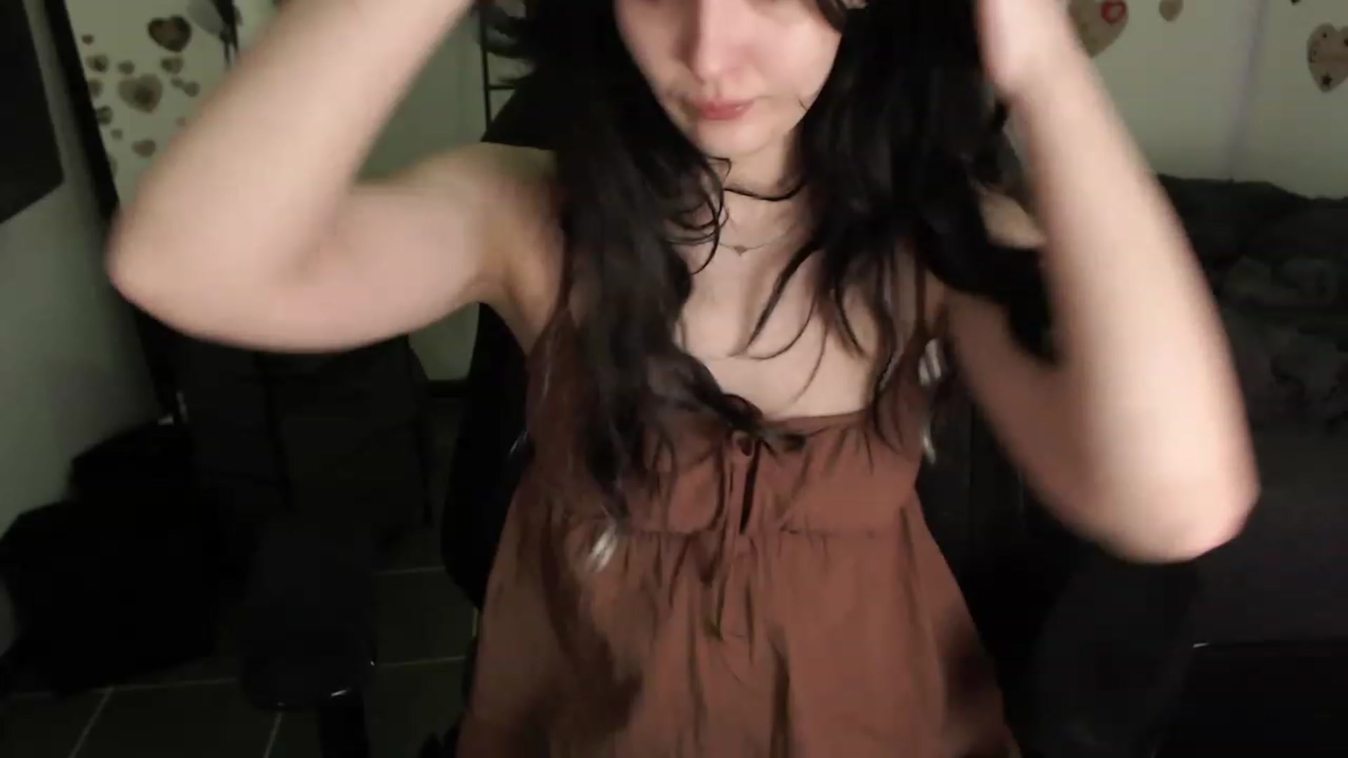 Gallery image thumbnail from the_room's myfreecams stream on, 07/19/2023, 05:47 image 8 of 20