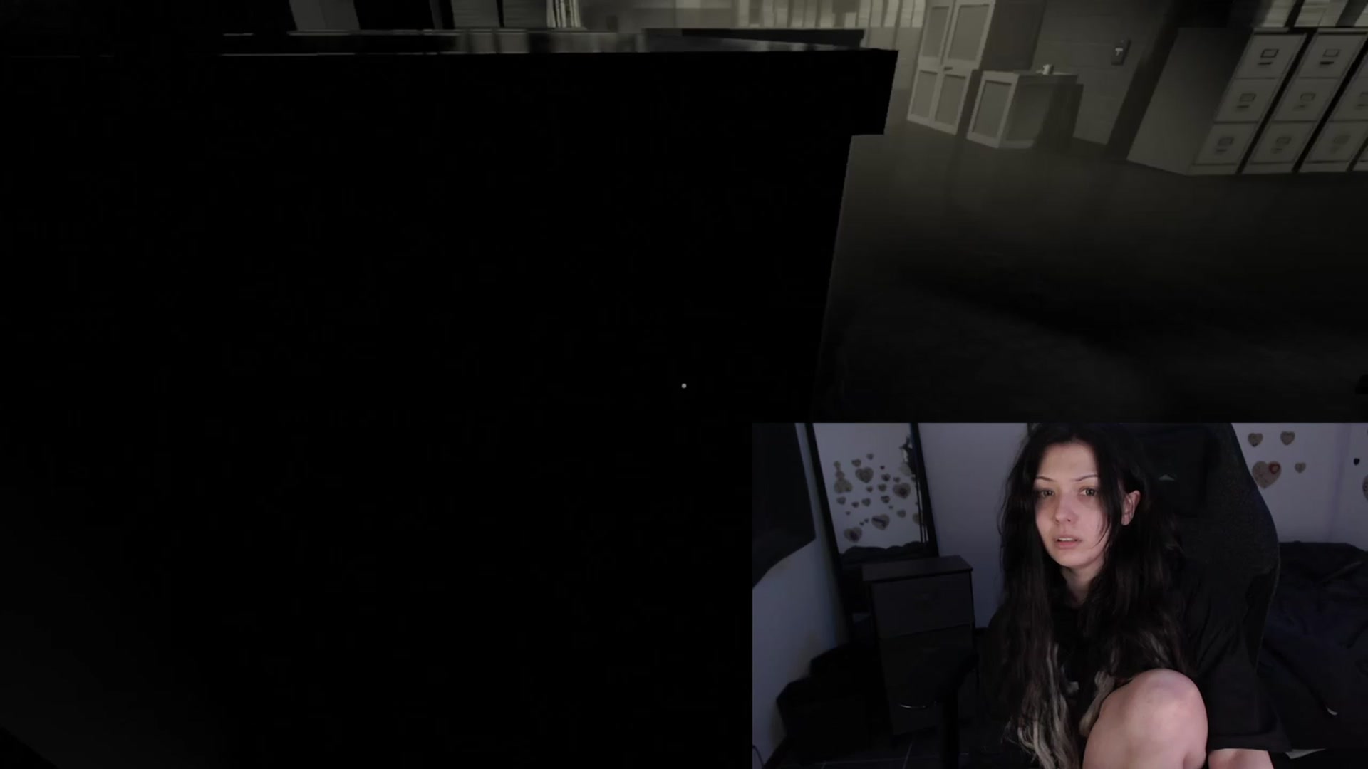 Gallery image thumbnail from the_room's myfreecams stream on, 07/20/2023, 07:28 image 10 of 20