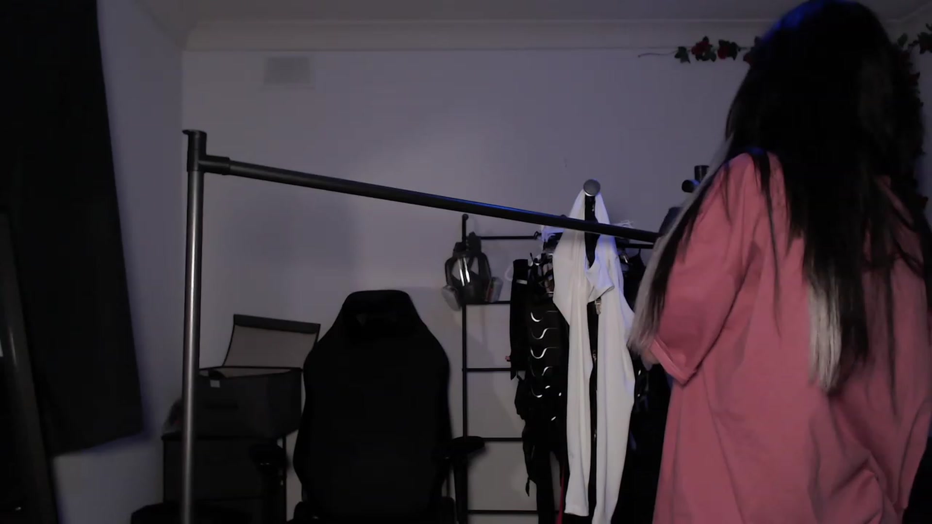 Gallery image thumbnail from the_room's myfreecams stream on, 07/21/2023, 03:37 image 11 of 20