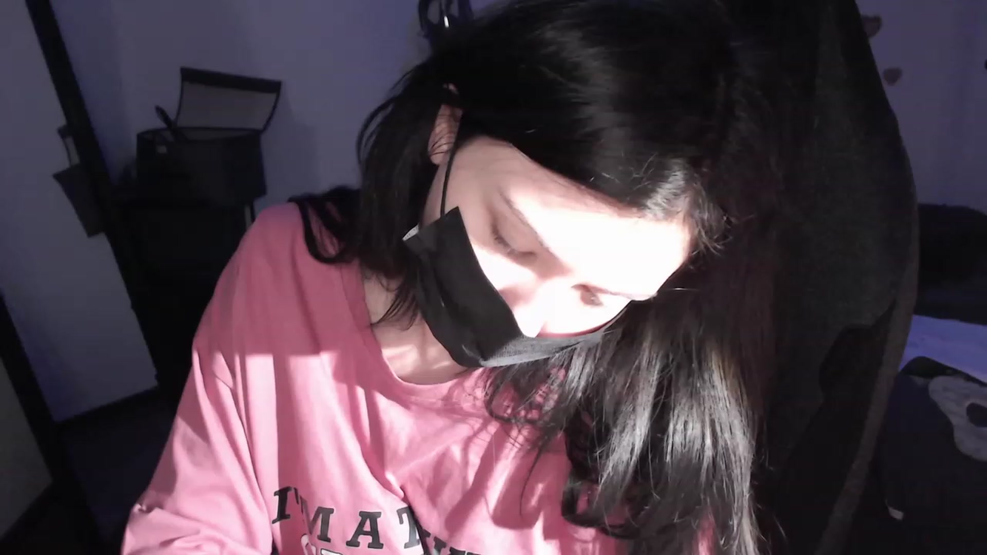 Gallery image thumbnail from the_room's myfreecams stream on, 07/21/2023, 04:50 image 14 of 20