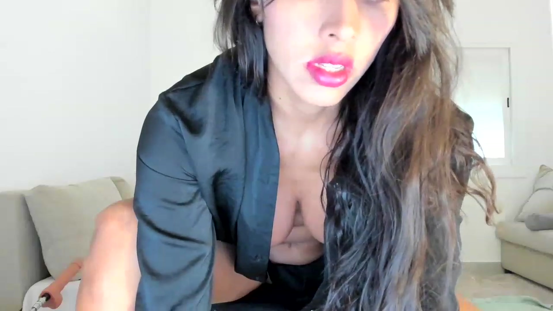 Gallery image thumbnail from thebluelagoon's myfreecams stream on, 06/25/2023, 05:14 image 15 of 20