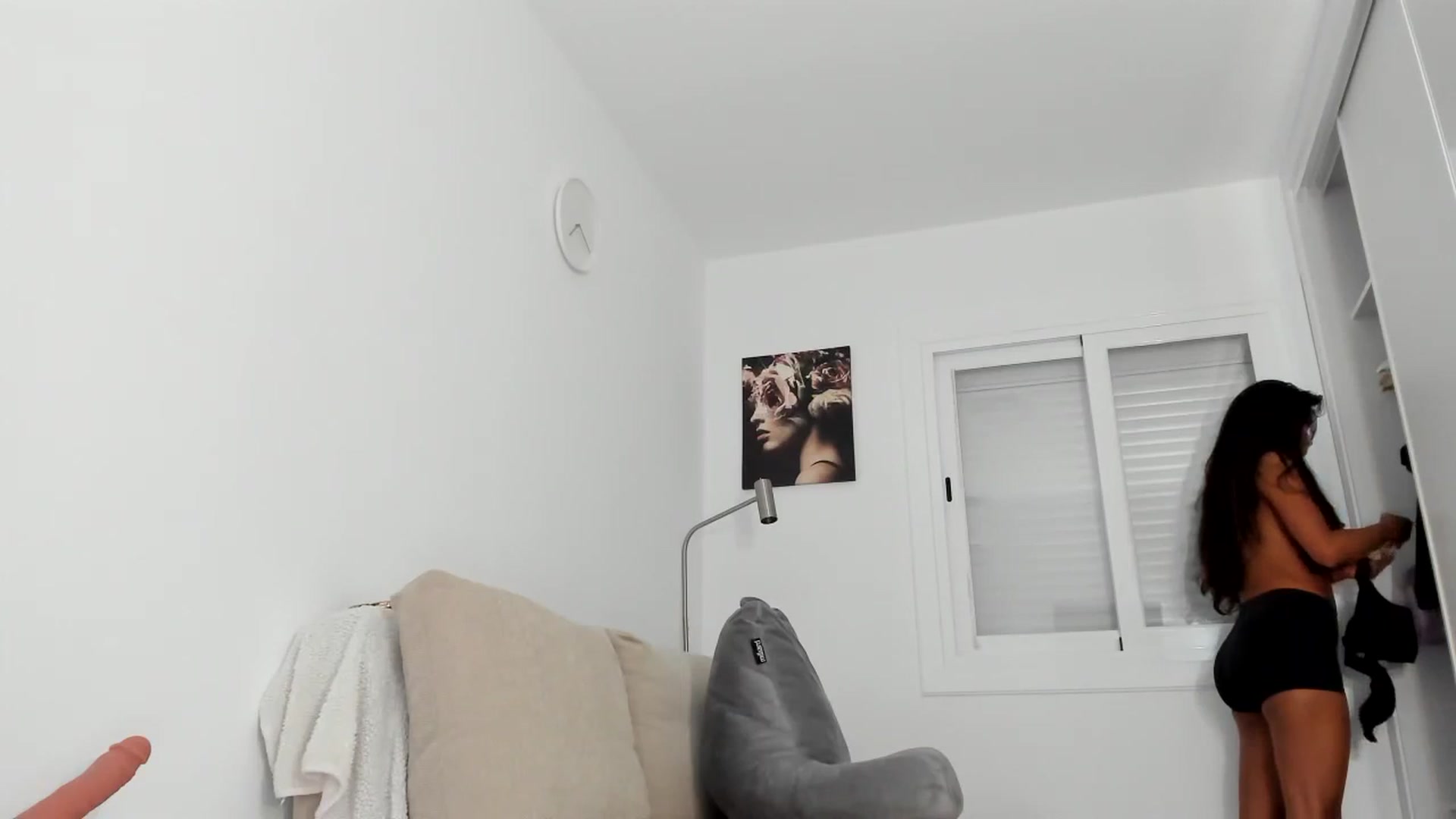 Gallery image thumbnail from thebluelagoon's myfreecams stream on, 10/17/2023, 05:33 image 14 of 20
