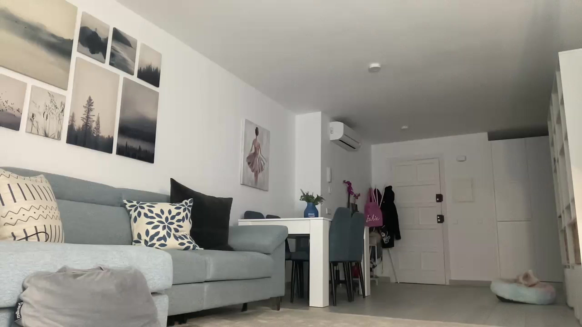 Gallery image thumbnail from thebluelagoon's myfreecams stream on, 01/30/2024, 06:10 image 3 of 20