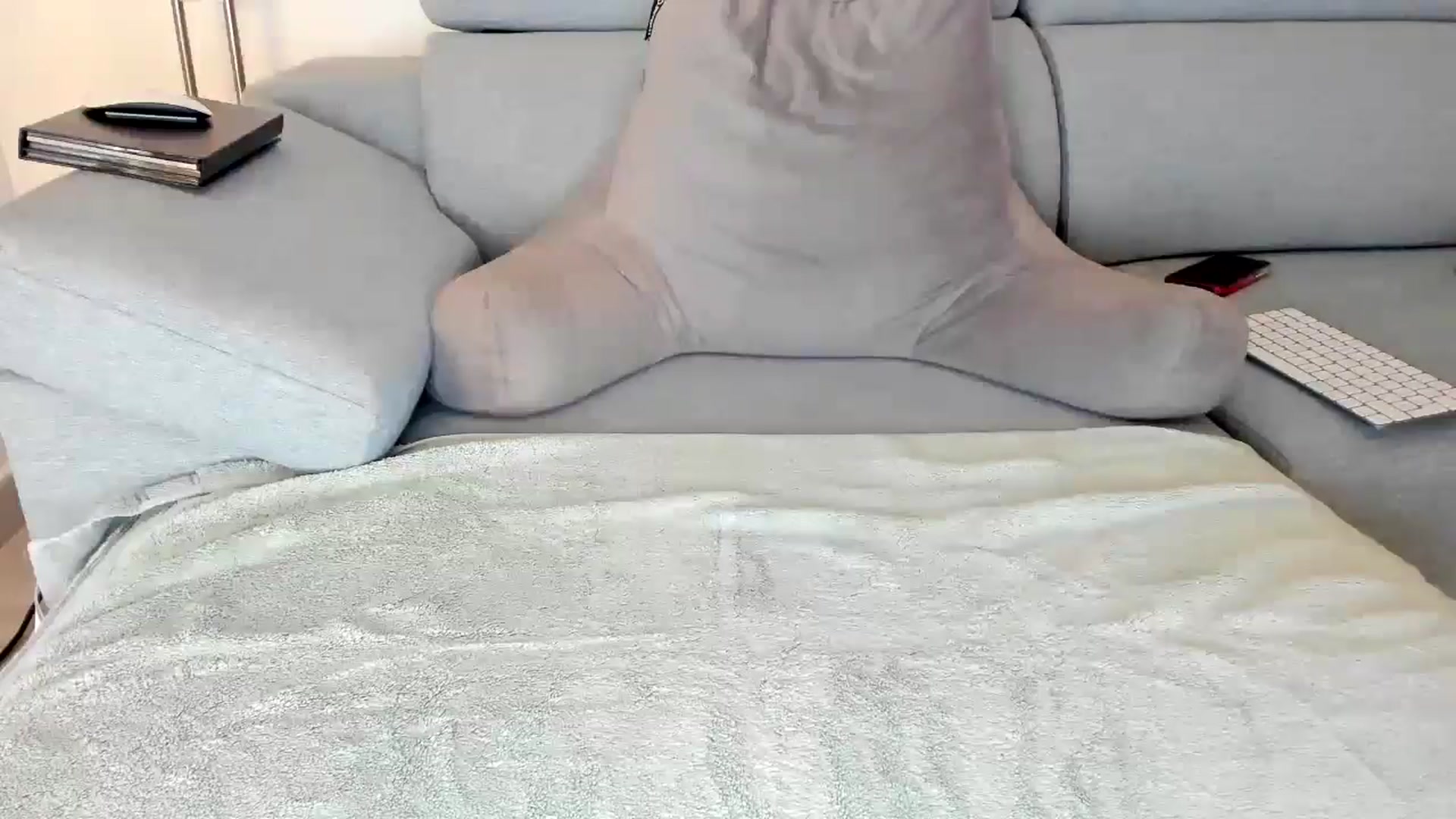 Gallery image thumbnail from thebluelagoon's myfreecams stream on, 05/13/2024, 05:52 image 17 of 20
