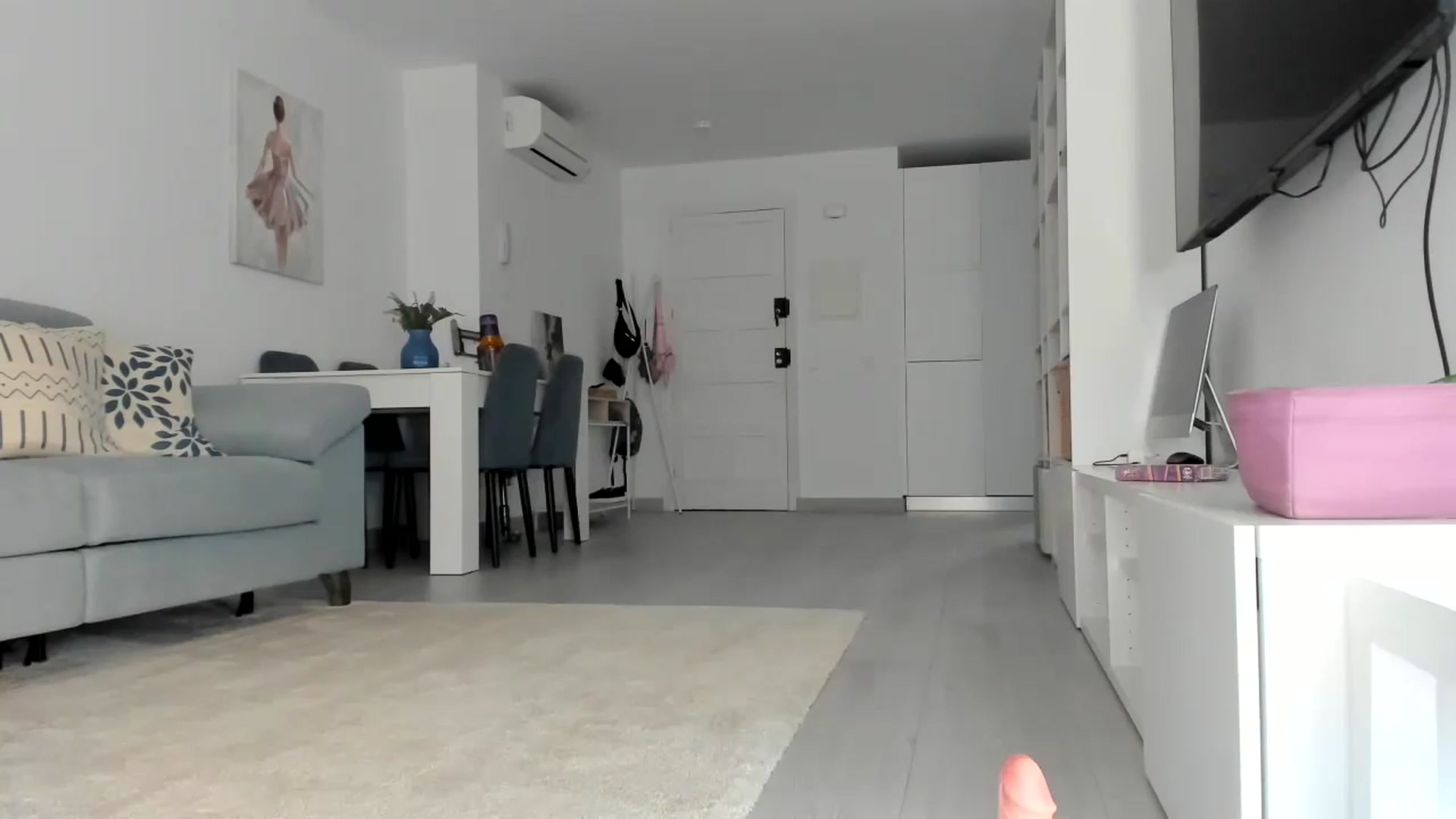 Gallery image thumbnail from thebluelagoon's myfreecams stream on, 05/16/2024, 05:48 image 9 of 20