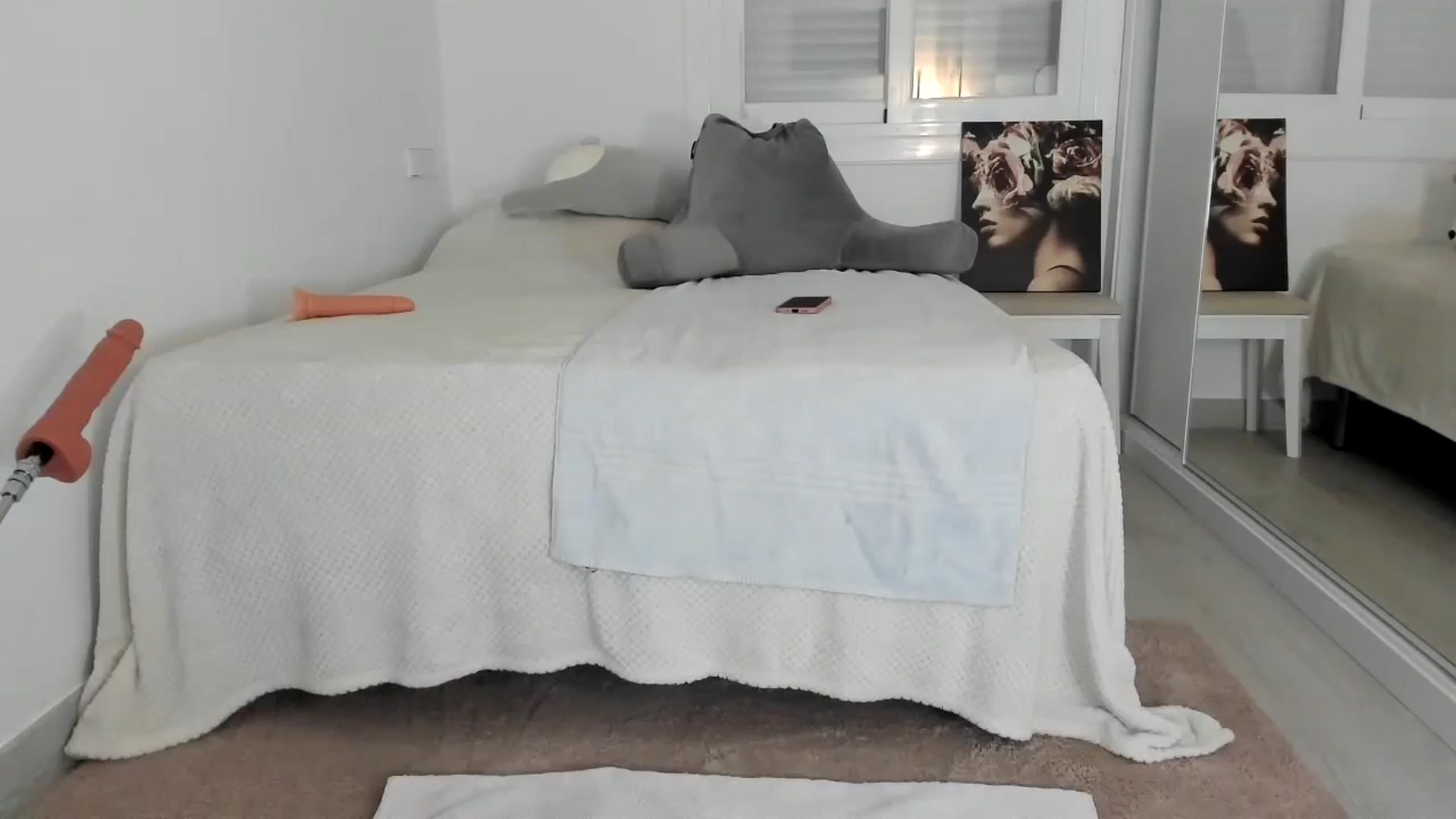 Gallery image thumbnail from thebluelagoon's myfreecams stream on, 07/09/2024, 06:09 image 6 of 20