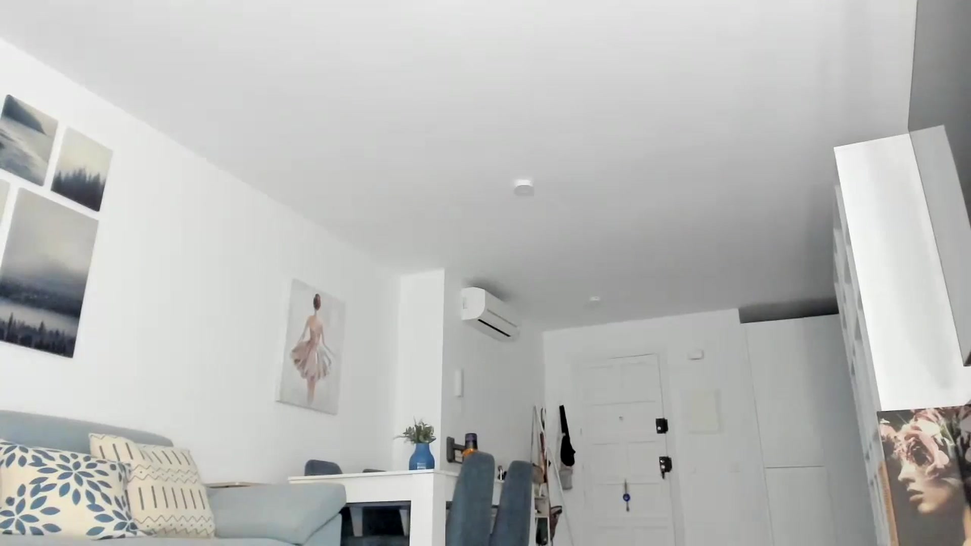 Gallery image thumbnail from thebluelagoon's myfreecams stream on, 08/02/2024, 04:17 image 10 of 20