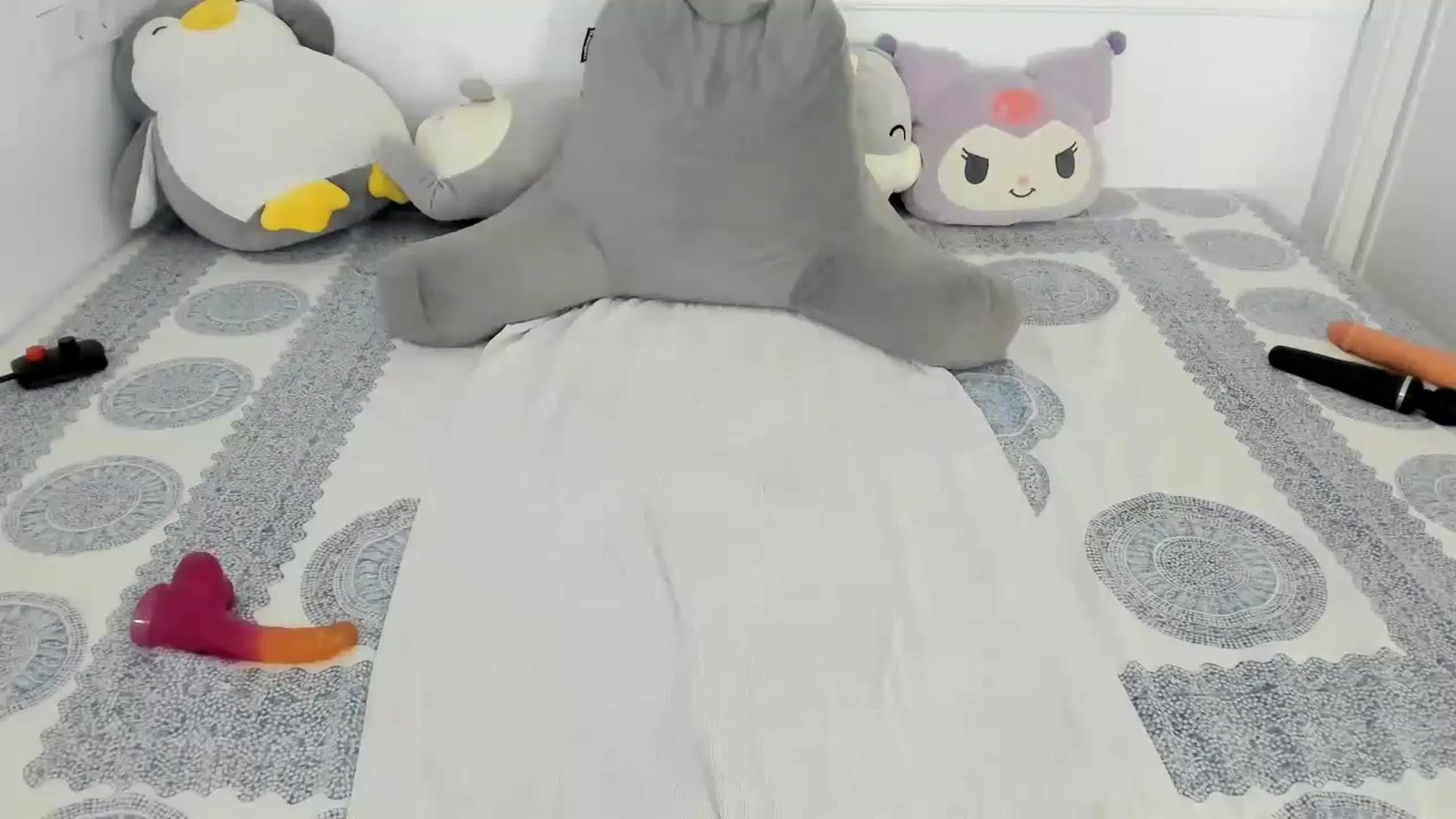 Gallery image thumbnail from thebluelagoon's myfreecams stream on, 08/25/2024, 05:46 image 15 of 20