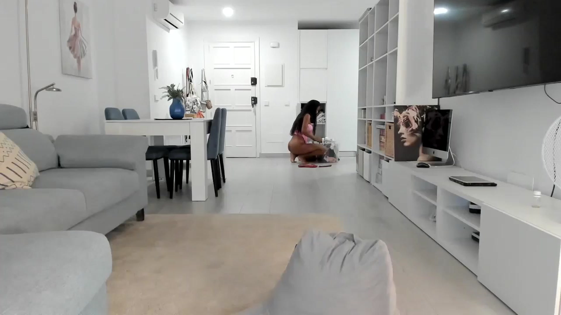 Gallery image thumbnail from thebluelagoon's myfreecams stream on, 08/28/2024, 04:50 image 6 of 20