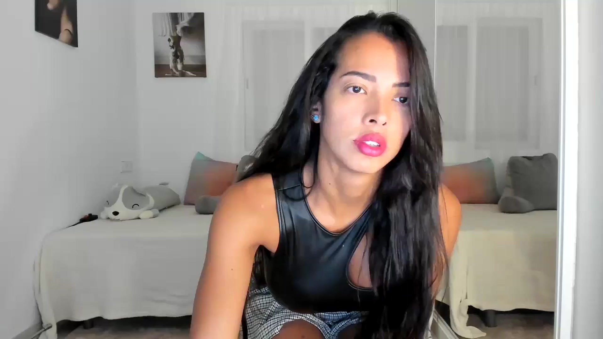 Gallery image thumbnail from thebluelagoon's myfreecams stream on, 09/27/2024, 03:57 image 2 of 20