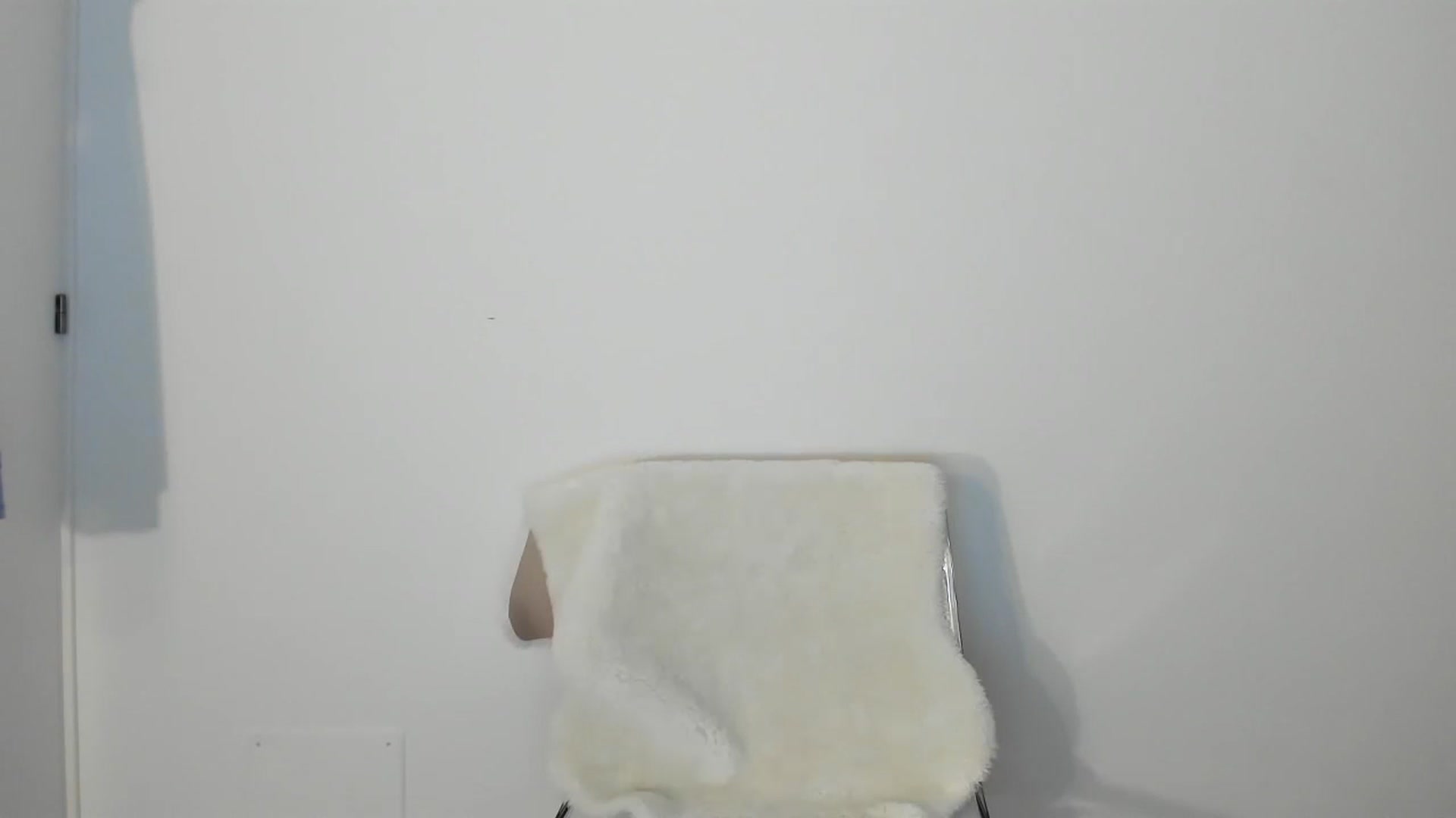 Gallery image thumbnail from thebluelagoon's myfreecams stream on, 10/10/2024, 05:40 image 10 of 20