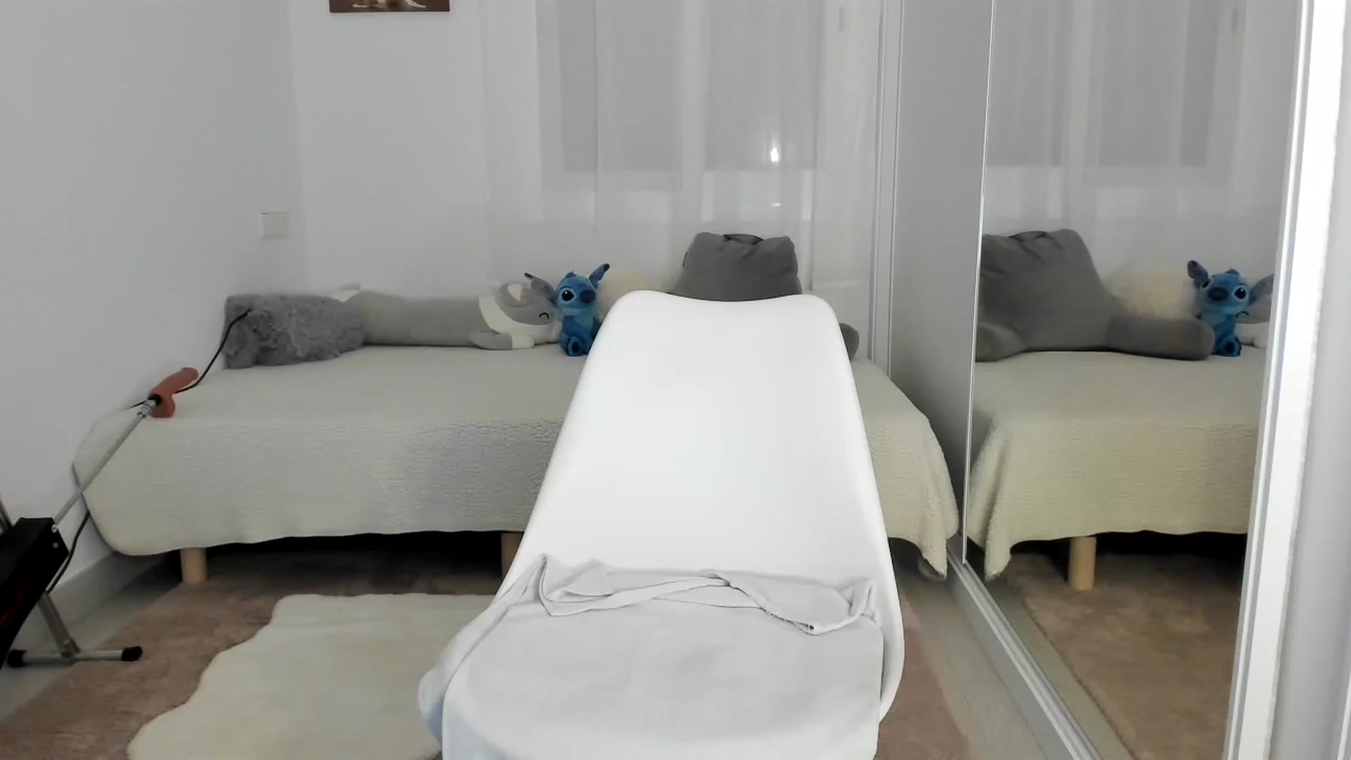 Gallery image thumbnail from thebluelagoon's myfreecams stream on, 10/19/2024, 04:42 image 8 of 20