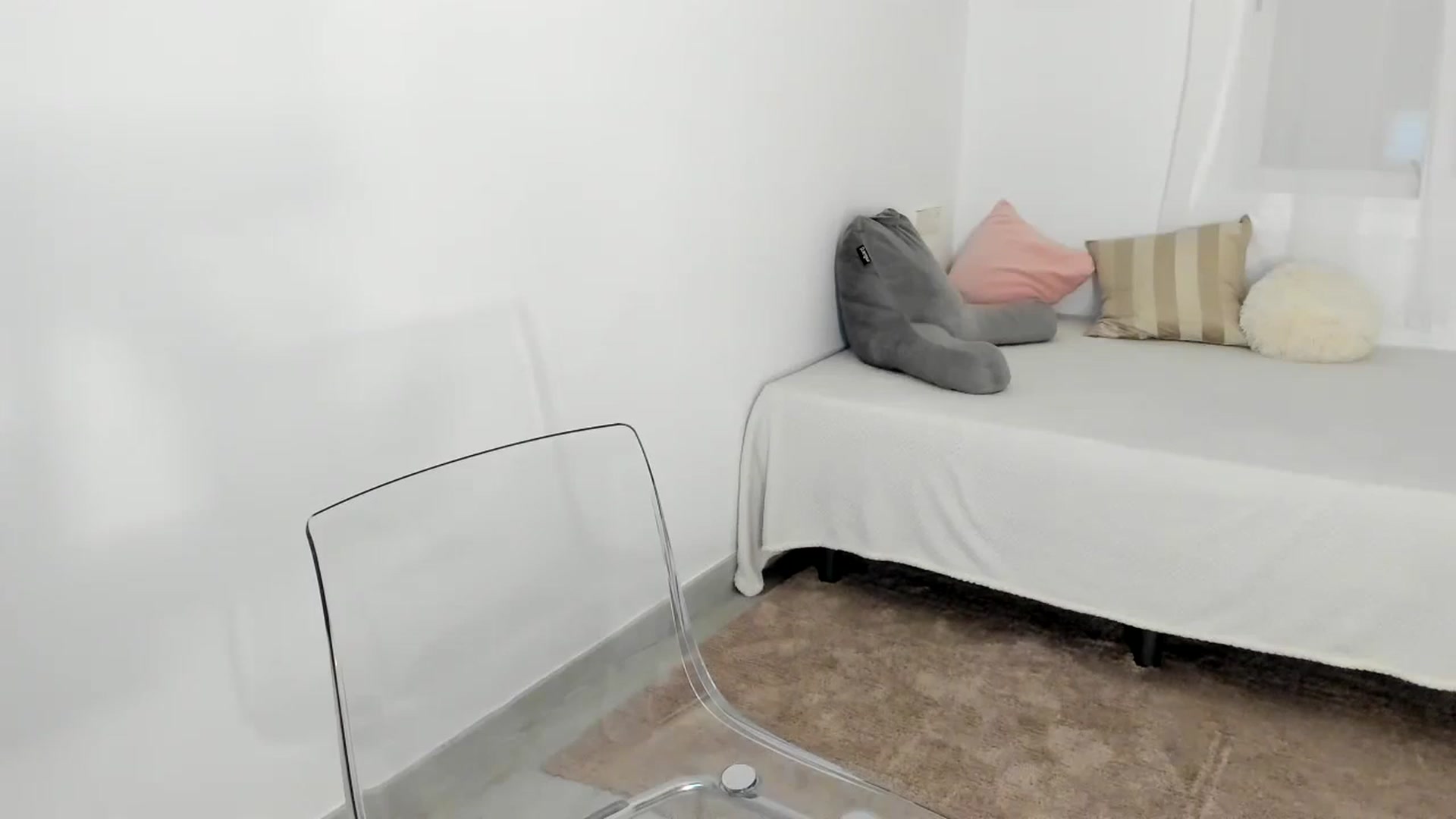 Gallery image thumbnail from thebluelagoon's myfreecams stream on, 01/17/2025, 06:49 image 18 of 20