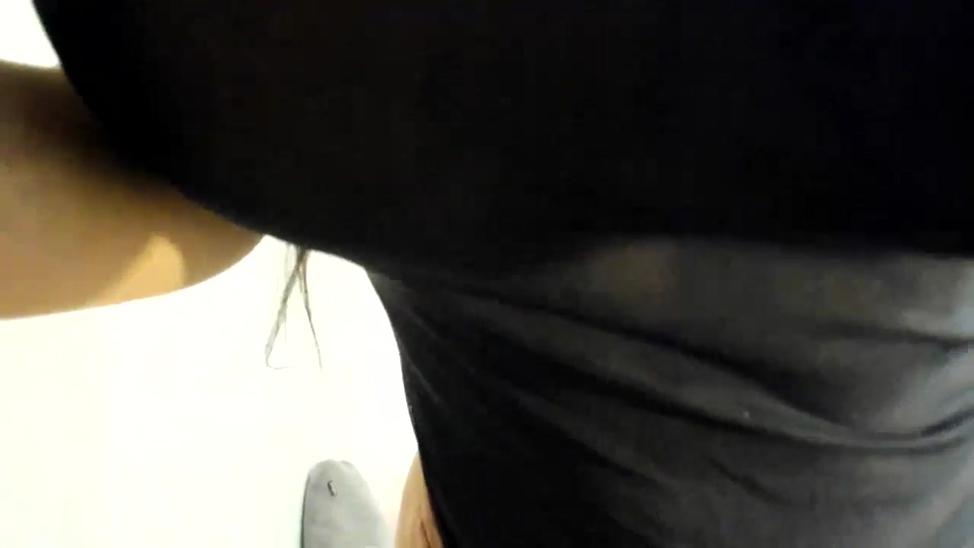 Gallery image thumbnail from thebluelagoon's myfreecams stream on, 01/18/2025, 12:10 image 3 of 20