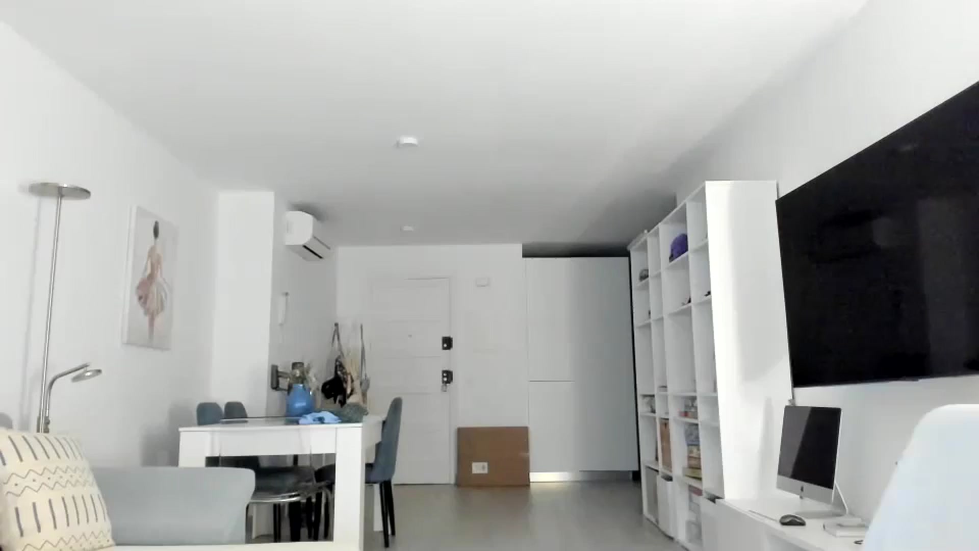 Gallery image thumbnail from thebluelagoon's myfreecams stream on, 04/29/2025, 02:54 image 6 of 20