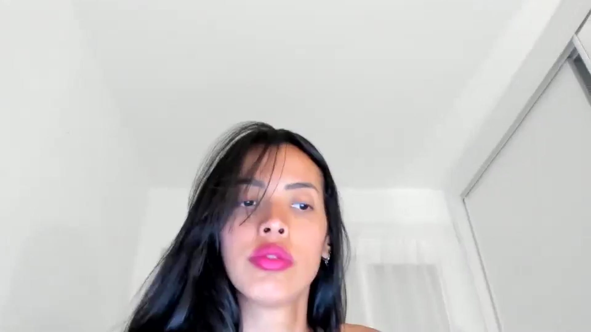 Gallery image thumbnail from thebluelagoon's myfreecams stream on, 06/10/2025, 04:37 image 15 of 20