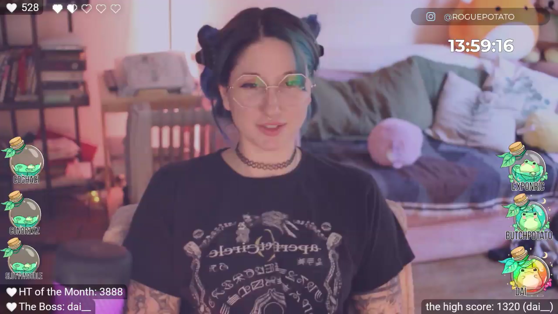 Gallery image thumbnail from thecutestbird's myfreecams stream on, 06/20/2026, 24:33 image 19 of 20