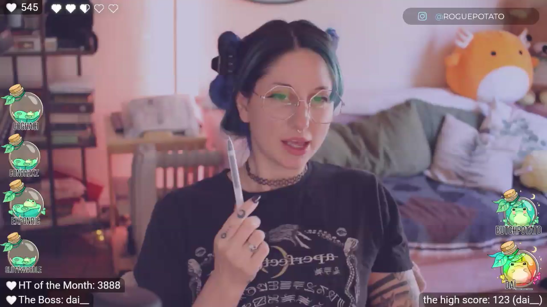 Gallery image thumbnail from thecutestbird's myfreecams stream on, 06/20/2026, 24:33 image 5 of 20