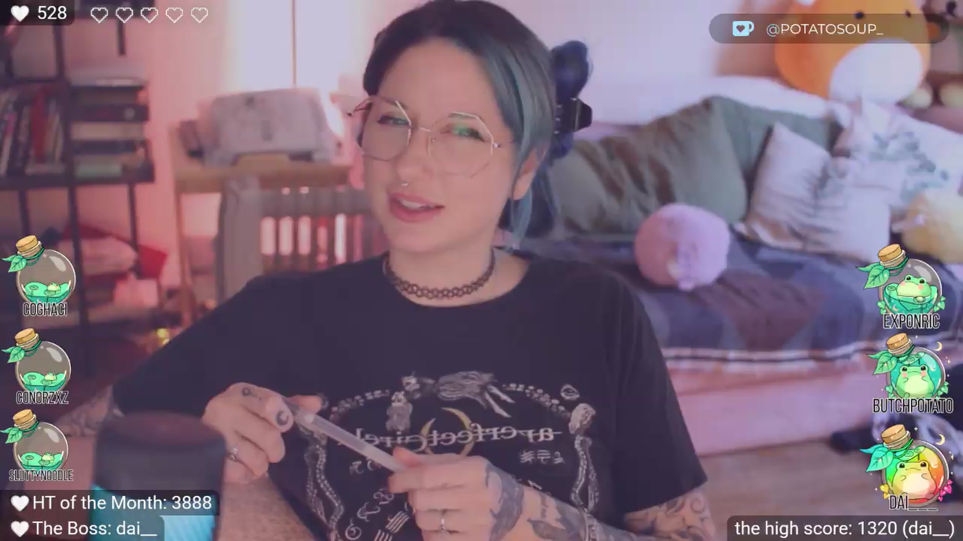 Gallery image thumbnail from thecutestbird's myfreecams stream on, 06/20/2026, 24:33 image 20 of 20