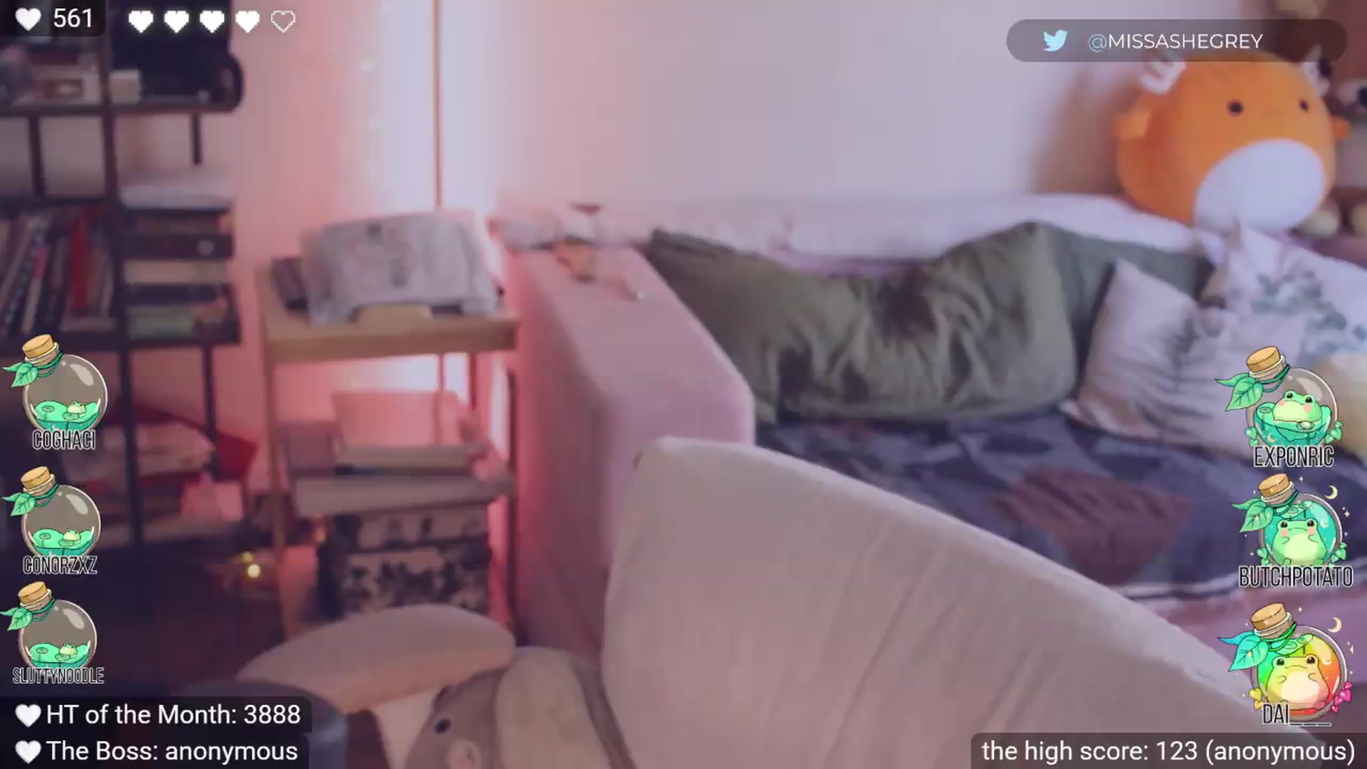 Gallery image thumbnail from thecutestbird's myfreecams stream on, 06/21/2026, 01:01 image 4 of 20